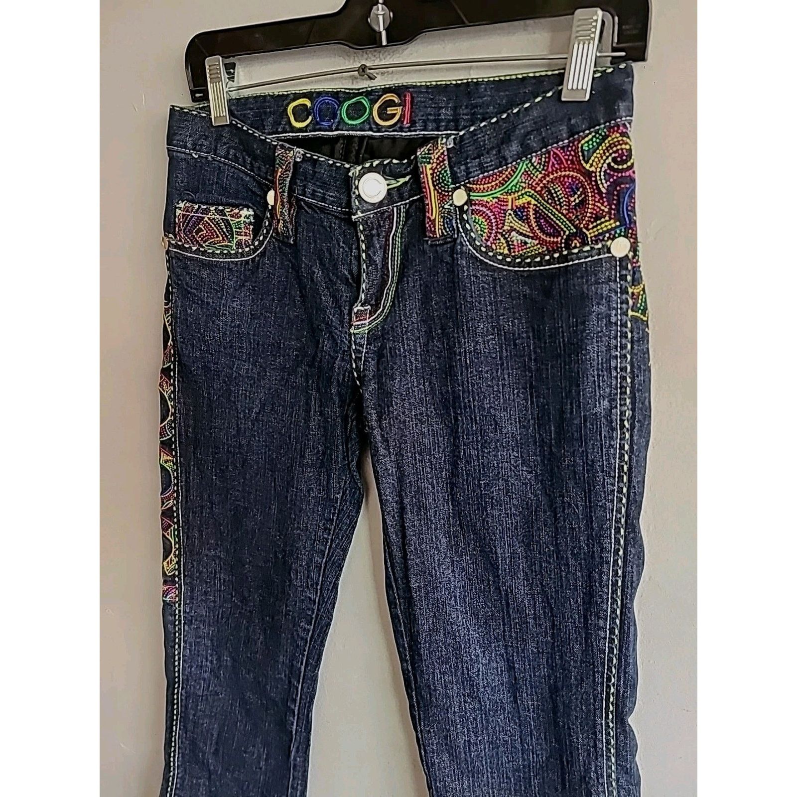 Coogi Women's 7/8 COOGI jeans rainbow embroidered text logo Size 28" / US 6 / IT 42 - 2 Thumbnail