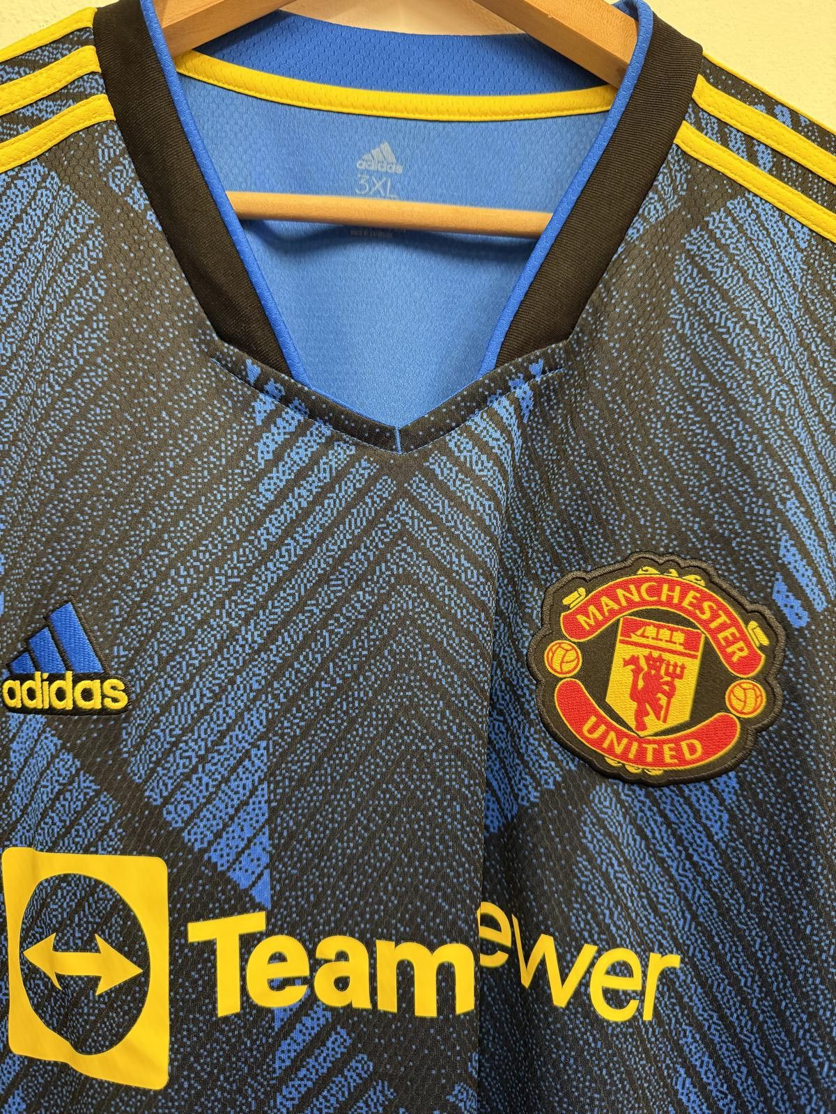 Adidas Adidas Manchester United TeamViewer Soccer Jersey 3XL Size US XXL / EU 58 / 5 - 3 Thumbnail