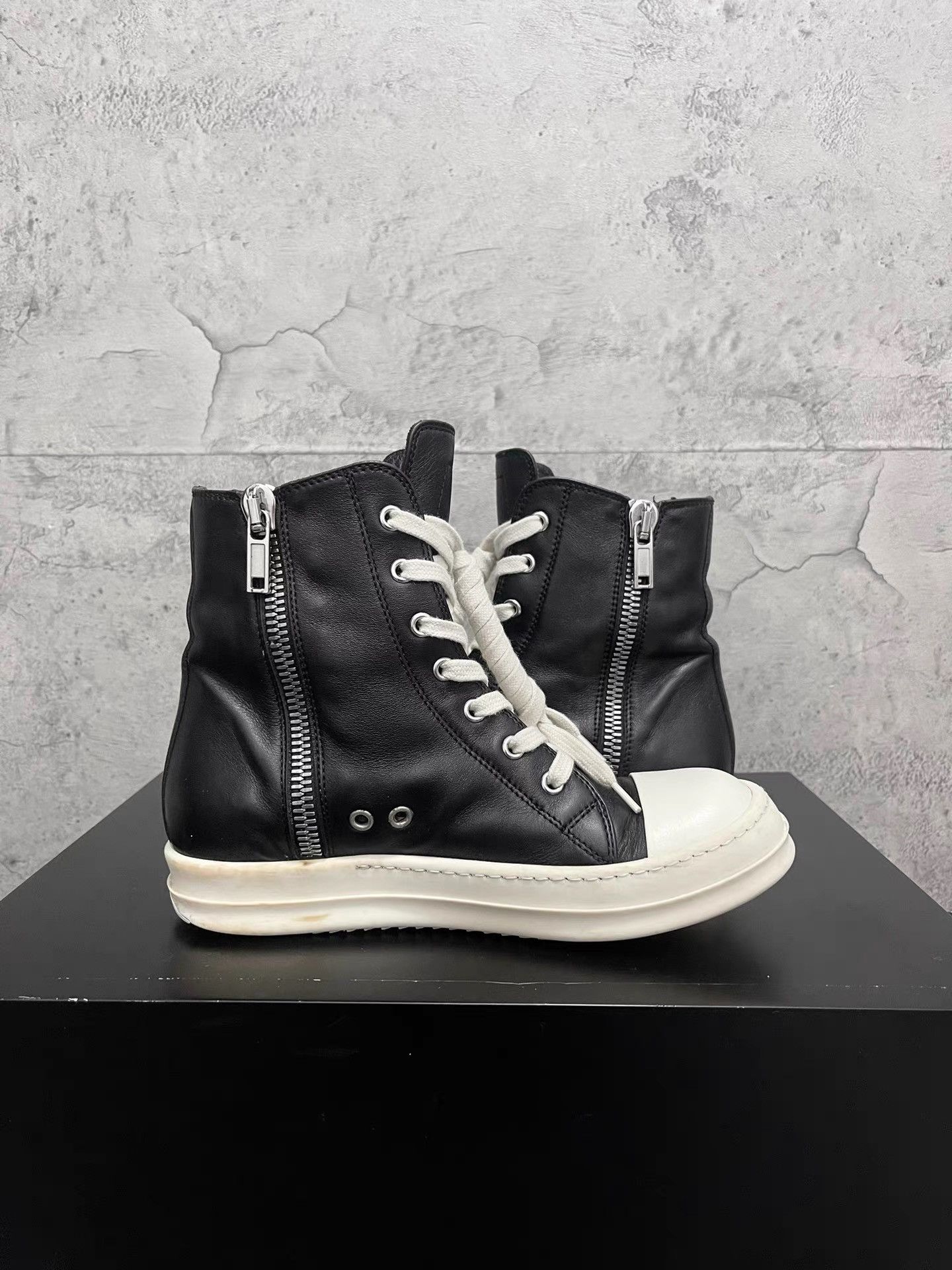 Rick Owens Rick Owens Mainline Leather High-Top Sneakers K34 Size US 6.5 / IT 36.5 - 6 Thumbnail