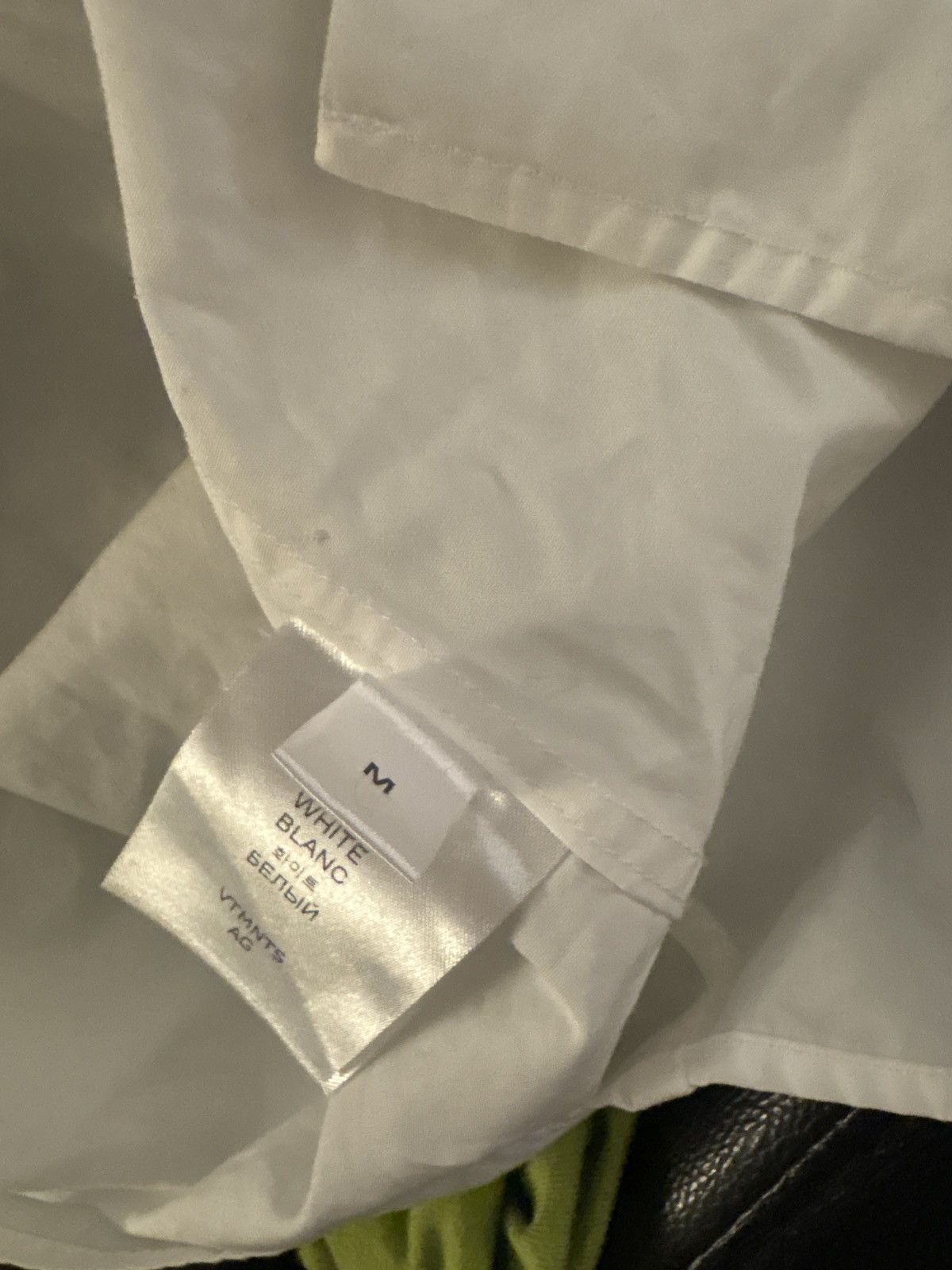 Vetements Vetements Barcode Shirt Size US M / EU 48-50 / 2 - 5 Thumbnail