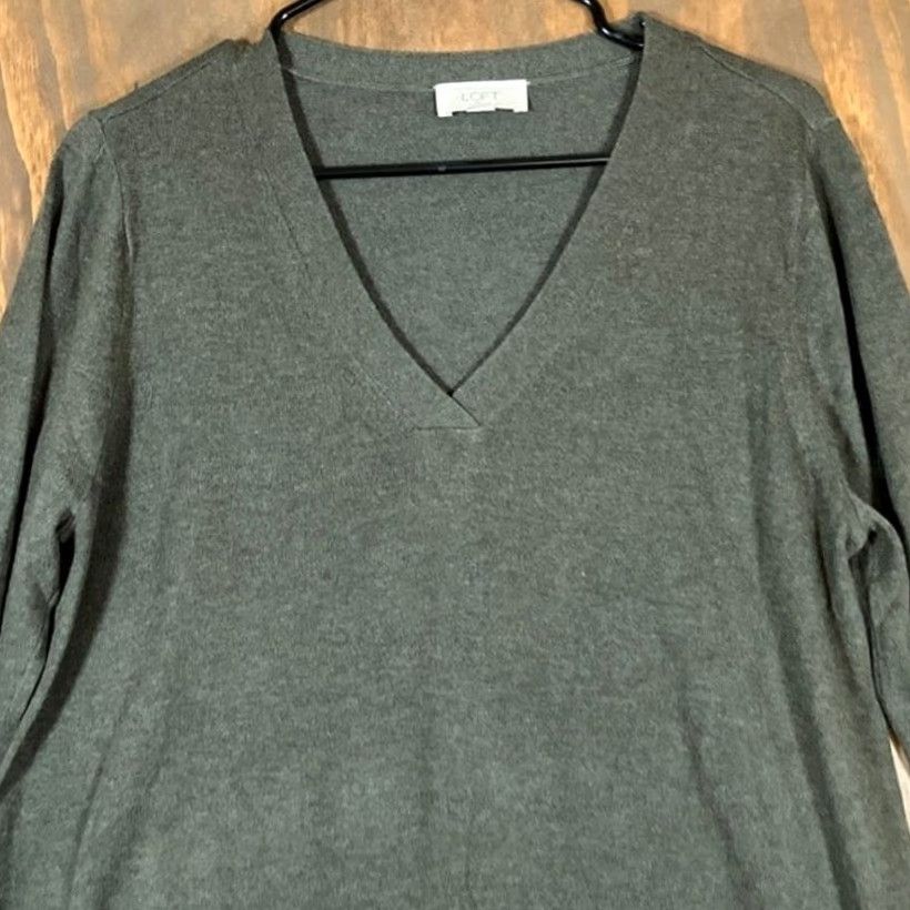 Loft LOFT Outlet Womens Sweater Green V Neck Long Sleeve Pullover Casual Large Size L / US 10 / IT 46 - 2 Thumbnail