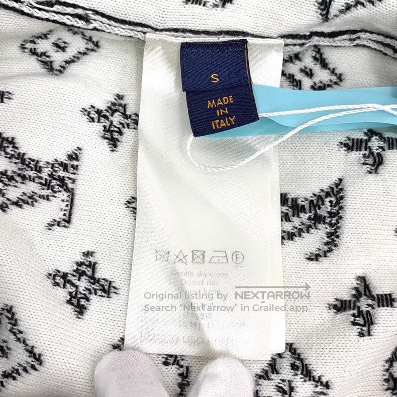 Other Louis Vuitton 22 Monogram black logo full-print cotton hoo Size US S / EU 44-46 / 1 - 6 Thumbnail
