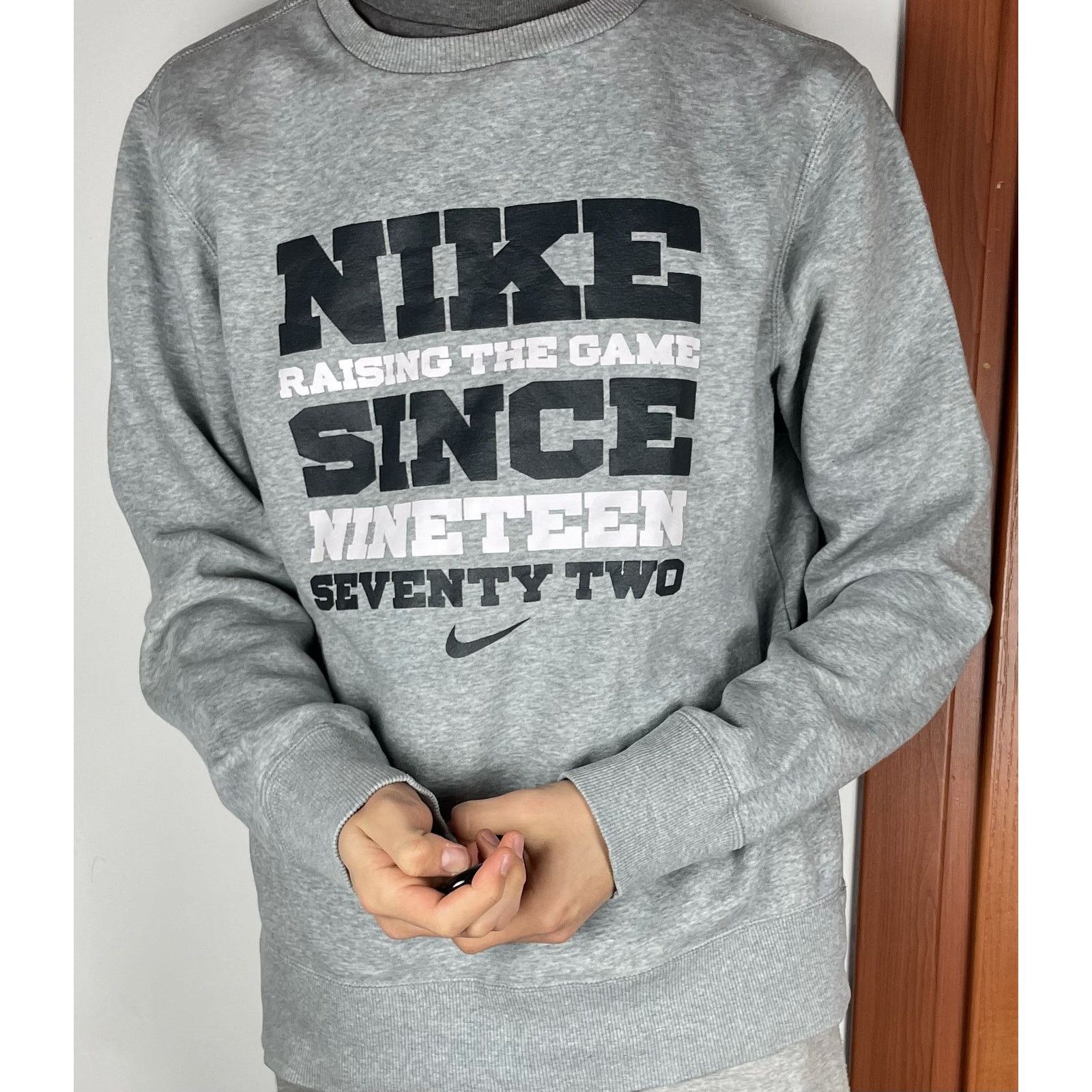 Nike Nike Men's Heather Gray Long Sleeve Pullover Sweatshirt M Size US M / EU 48-50 / 2 - 3 Thumbnail