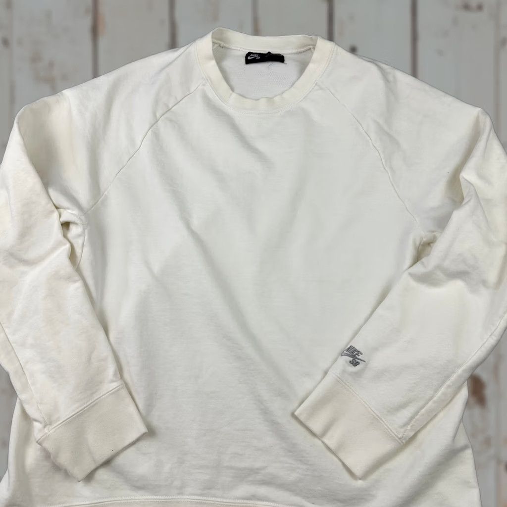 Nike Nike SB Sweatshirt Men 2XL Ivory Solid Crew Pullover Swoosh Graphic Print Skateboarding Winter Fall Spring Summer Men Size US XXL / EU 58 / 5 - 1 Thumbnail