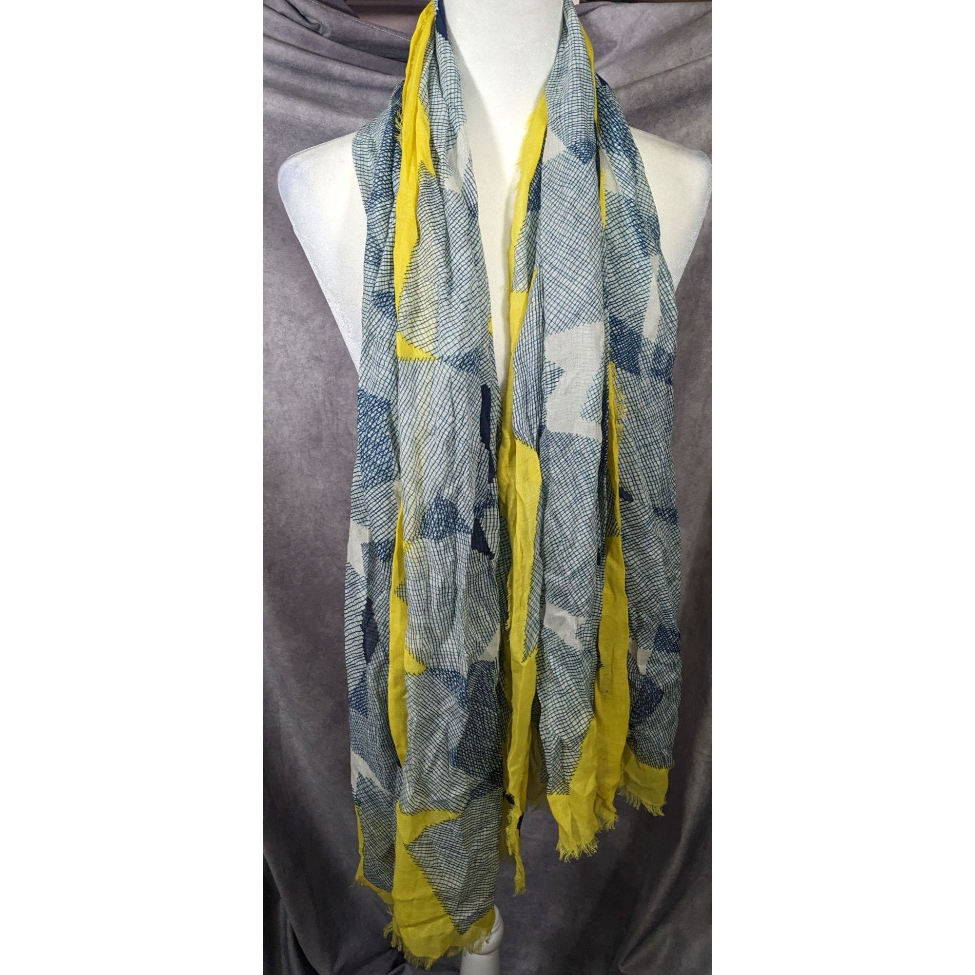 Diane von Furstenberg Vintage Diane Von Furstenberg Blue And Yellow Geometric Abst Size ONE SIZE - 9 Thumbnail