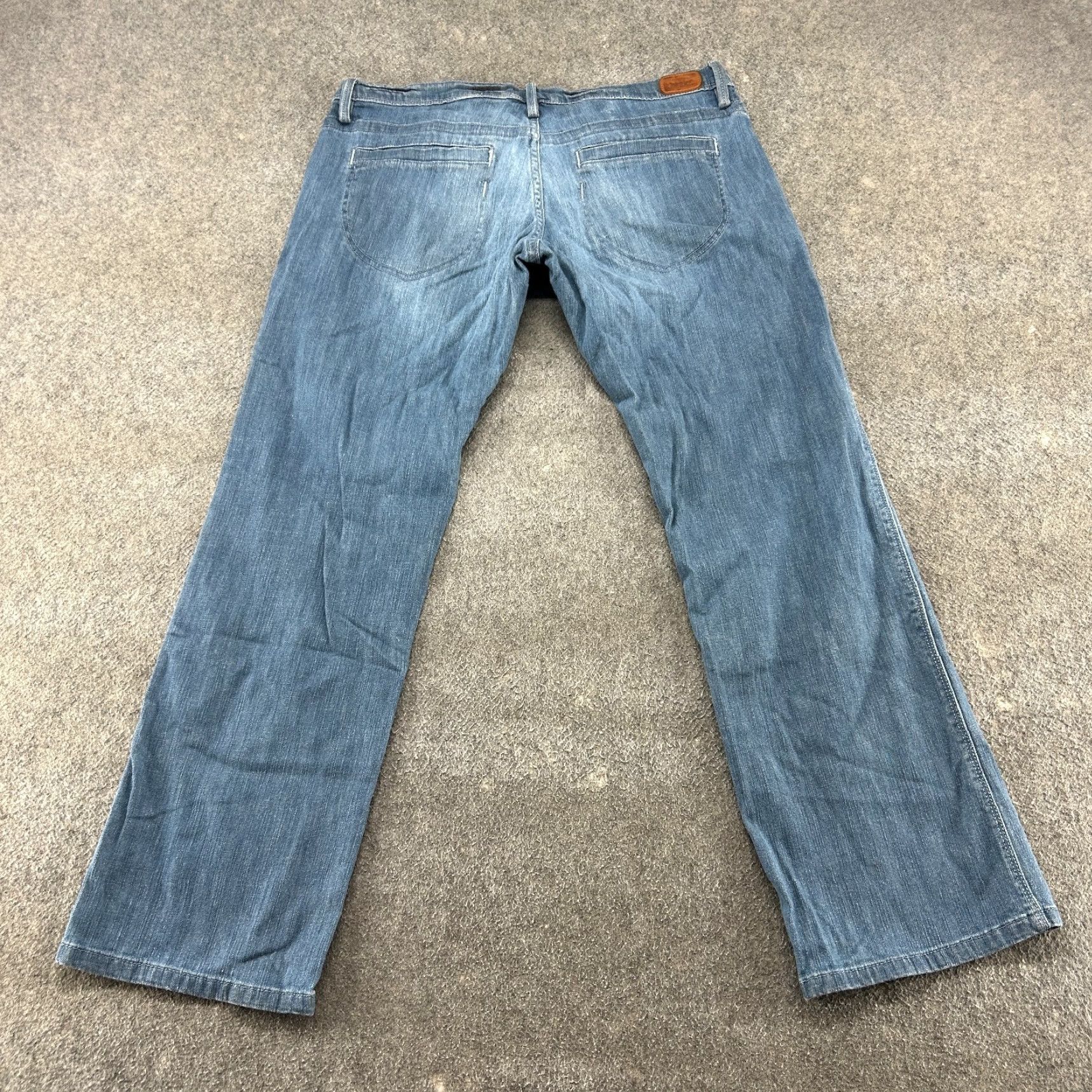 Levi's VINTAGE Levi's Jeans Womens 13M Blue Bootcut Relaxed Fit Medium Wash Y2K 90s Womens Jeans Size 26" / US 2 / IT 38 - 3 Thumbnail