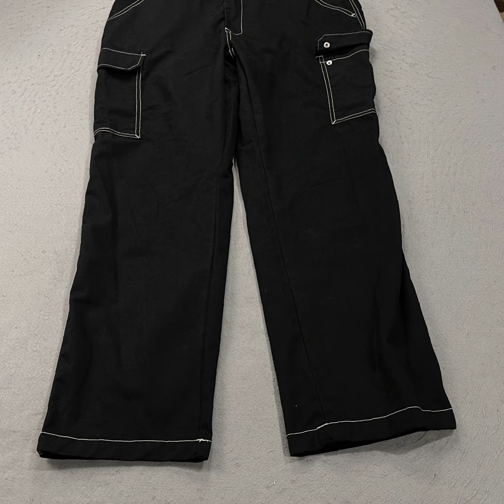 True Religion True Religion Pants Mens 36x32 Black Loose Cargo Pants Casual Skater Designer Size US 36 / EU 52 - 3 Thumbnail