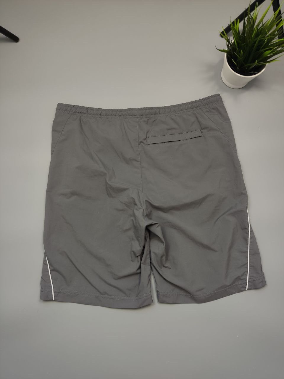 Nike Nike vintage swimming shorts street wear style Size US 31 - 5 Thumbnail