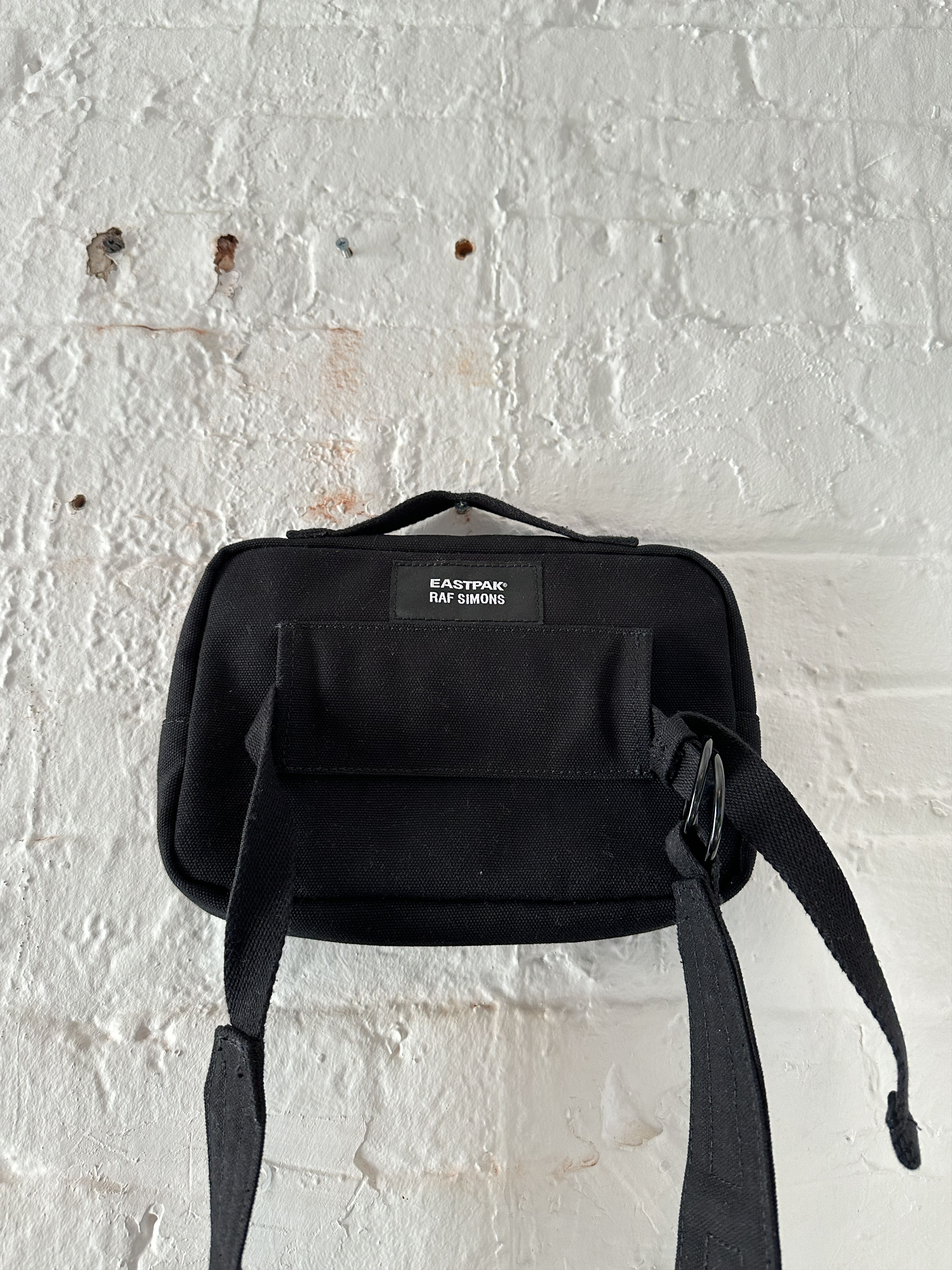 Raf Simons Raf Simons 'Heroes, Losers' Side Bag Size ONE SIZE - 4 Thumbnail