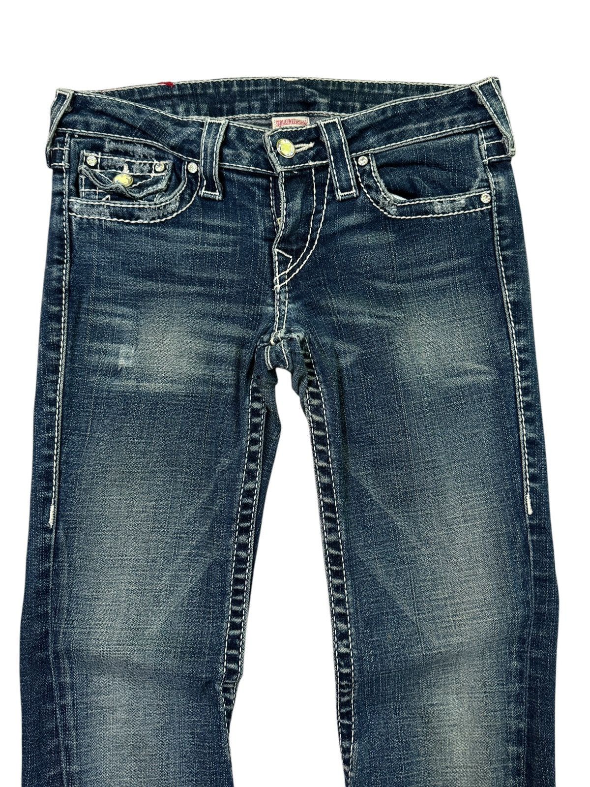 True Religion Flared TRUE RELIGION with White Stitching Low Rise jeans Size 28" / US 6 / IT 42 - 3 Thumbnail
