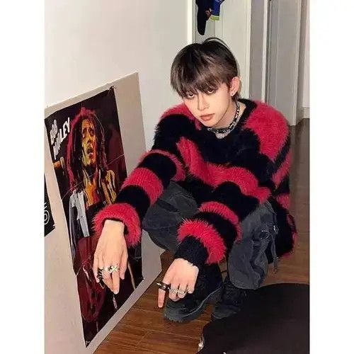 Japanese Brand Y2k style men's warm fluffy striped sweater Size US M / EU 48-50 / 2 - 5 Thumbnail
