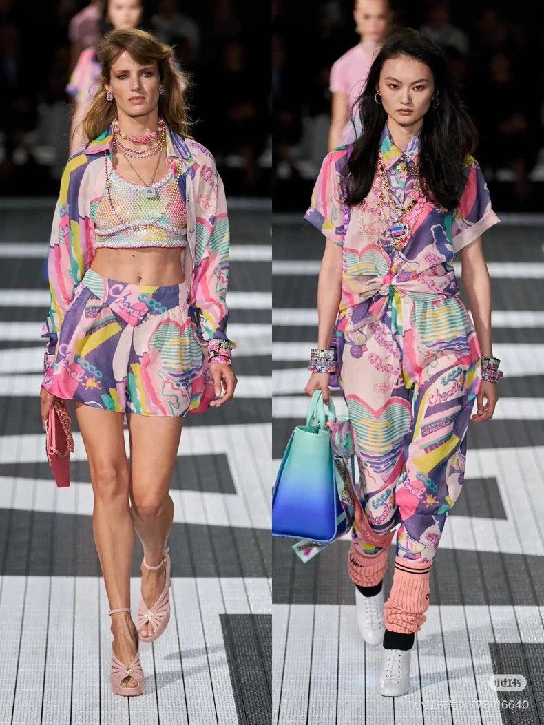 Chanel Chanel 24c show colorful graffiti pulley star multi-elemen Size 42" / US 20 - 9 Thumbnail
