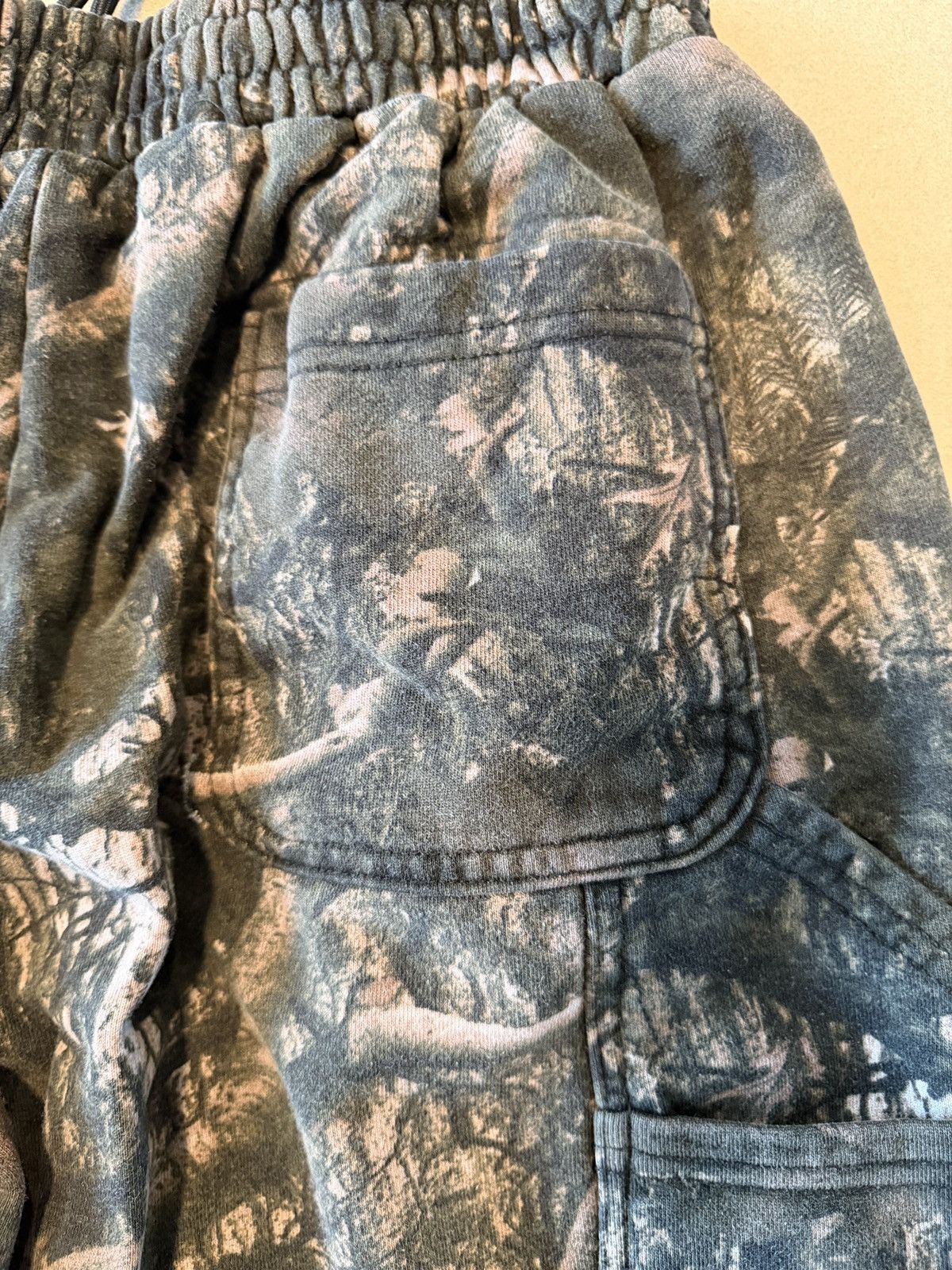 YoungLA YoungLA Carpenter Camo Sweatpants Size US 32 / EU 48 - 4 Thumbnail