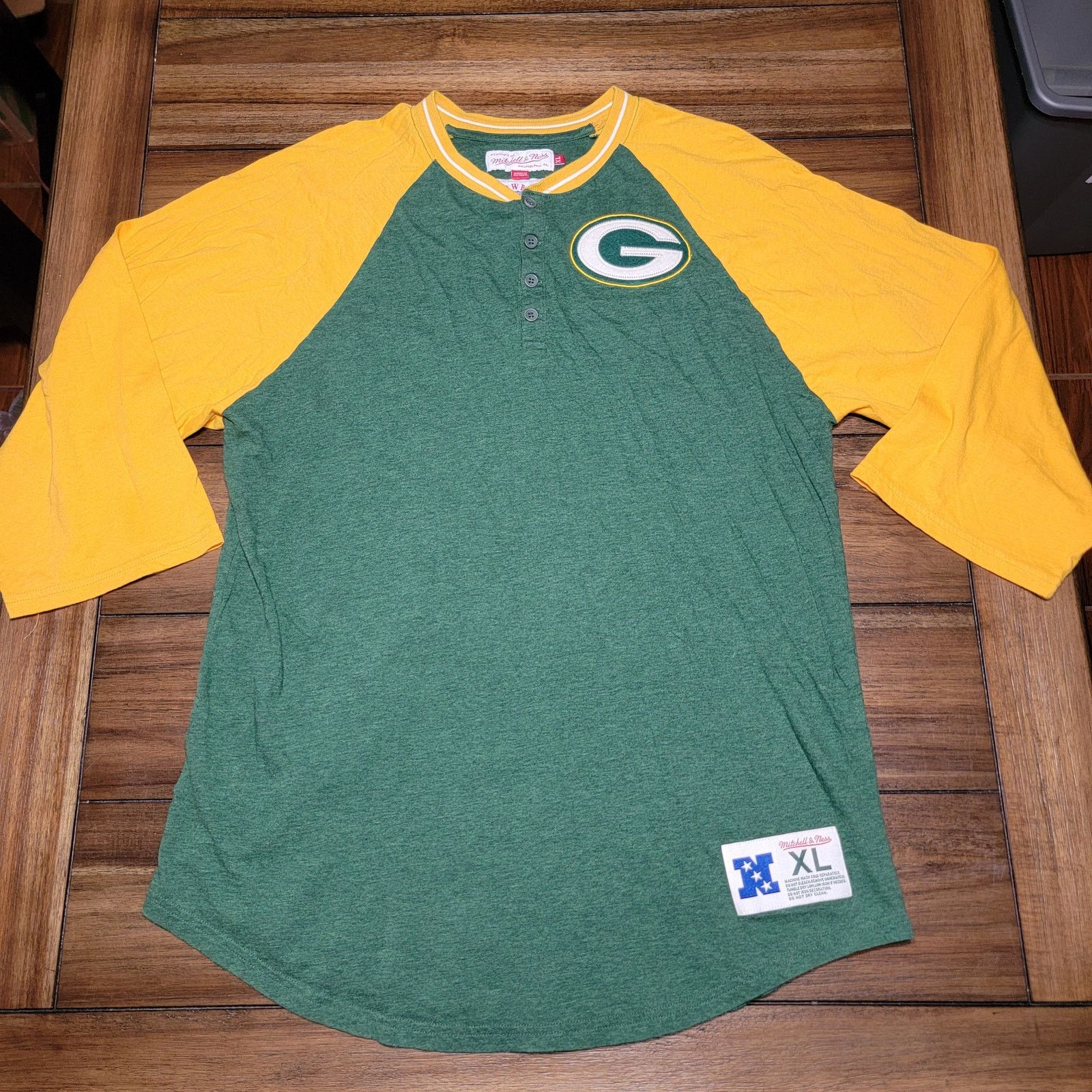 Mitchell & Ness NFL Throwbacks Green Bay Packers Henley Pajama Top - Size XL Size XL / US 12-14 / IT 48-50 - 1 Thumbnail