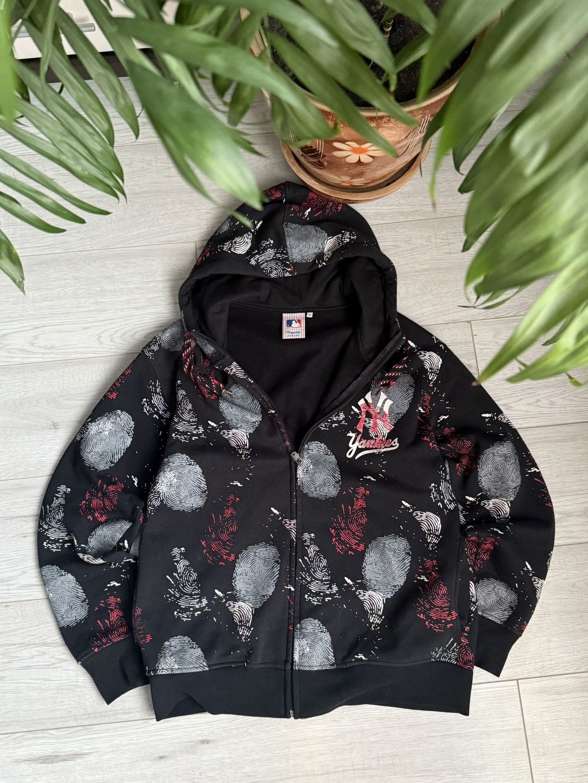 Majestic Vintage Majestic MLB baseball Zip Up Hoodie New York Yankees Size US M / EU 48-50 / 2 - 1 Thumbnail