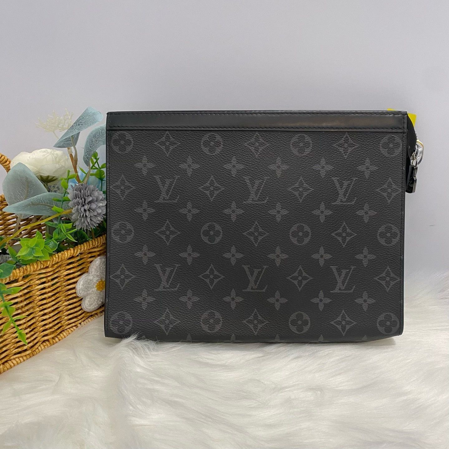 Louis Vuitton Pre-loved Bag Very good condition Size ONE SIZE - 1 Thumbnail