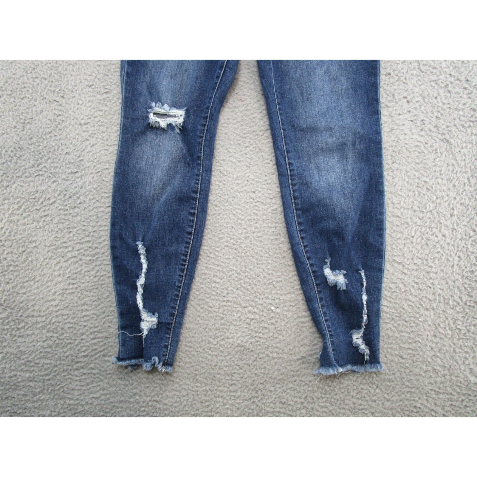 Denime Refuge Jeans Distressed Stretch Denim in Size 8 Blue Ankle Shirt? Size 30" / US 8 / IT 44 - 2 Thumbnail