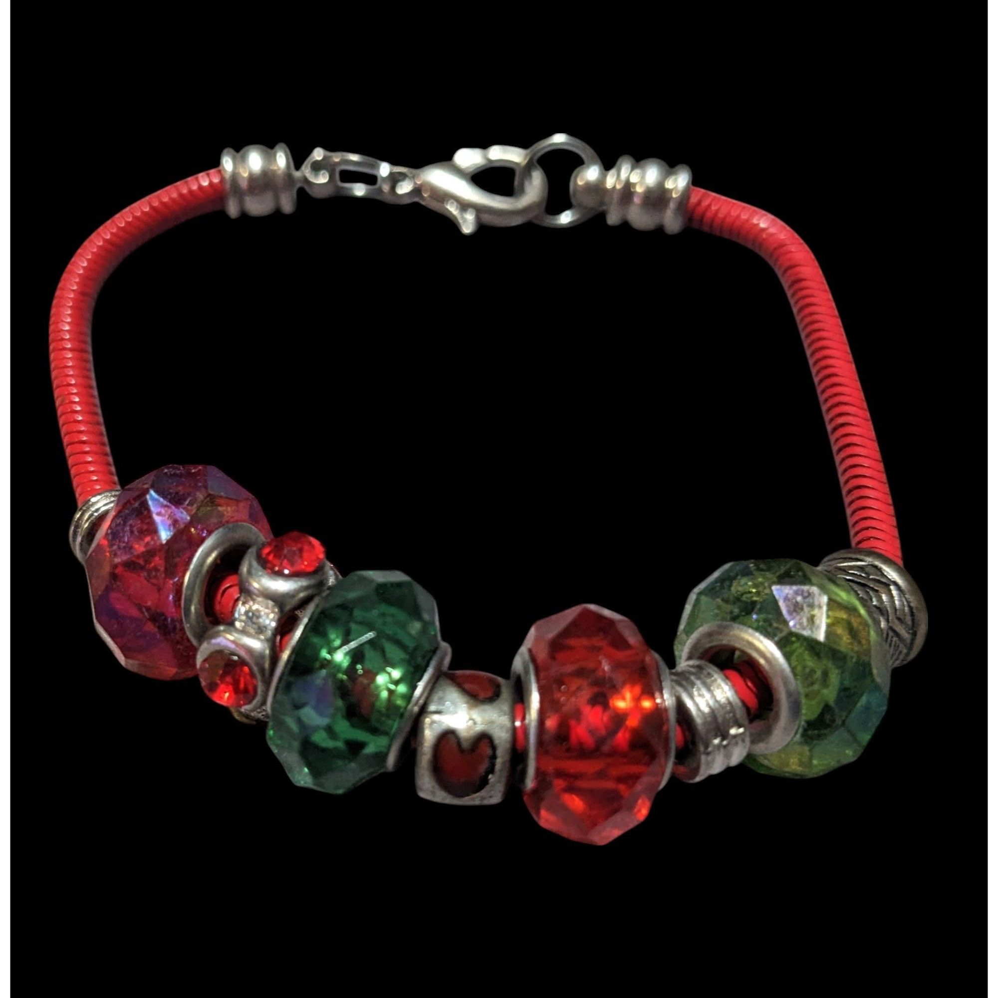 Other Holiday Red And Green European Style Beaded Bracelet Size ONE SIZE - 2 Thumbnail