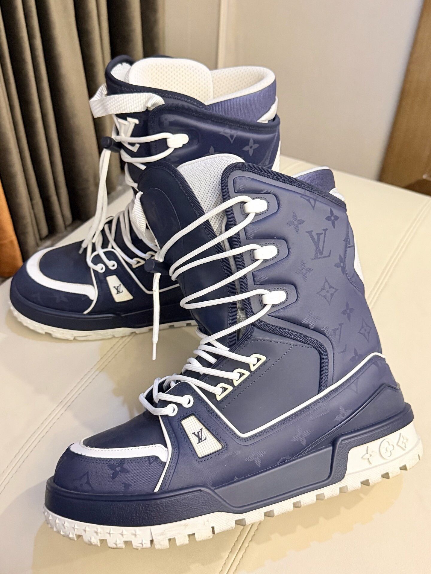 Louis Vuitton Louis Vuitton Trainer Snow Boots Size US 8 / EU 41 - 1 Thumbnail