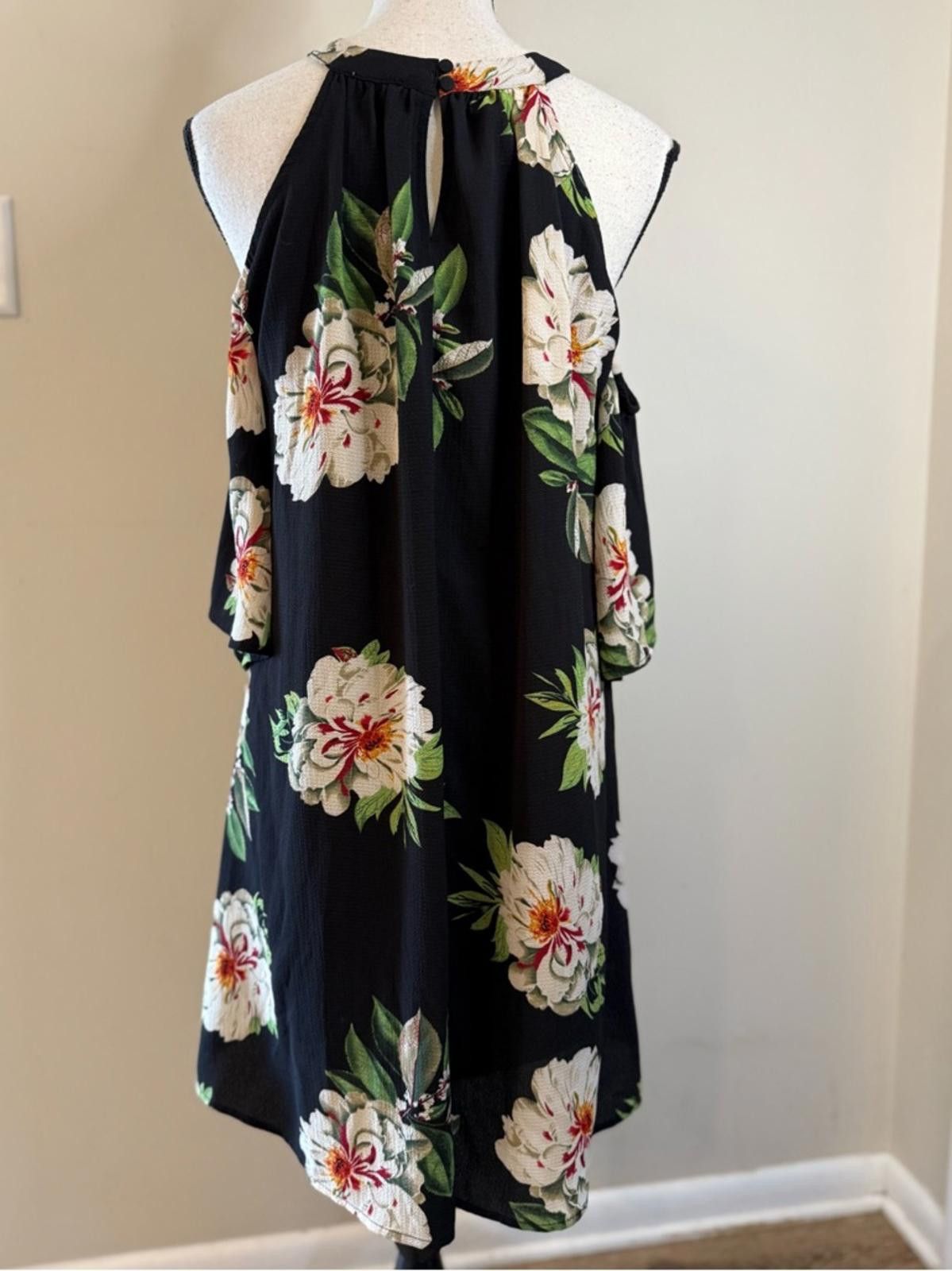 Other Jodifl floral midi cold shoulder black dress SZ SM Size S / US 4 / IT 40 - 4 Thumbnail