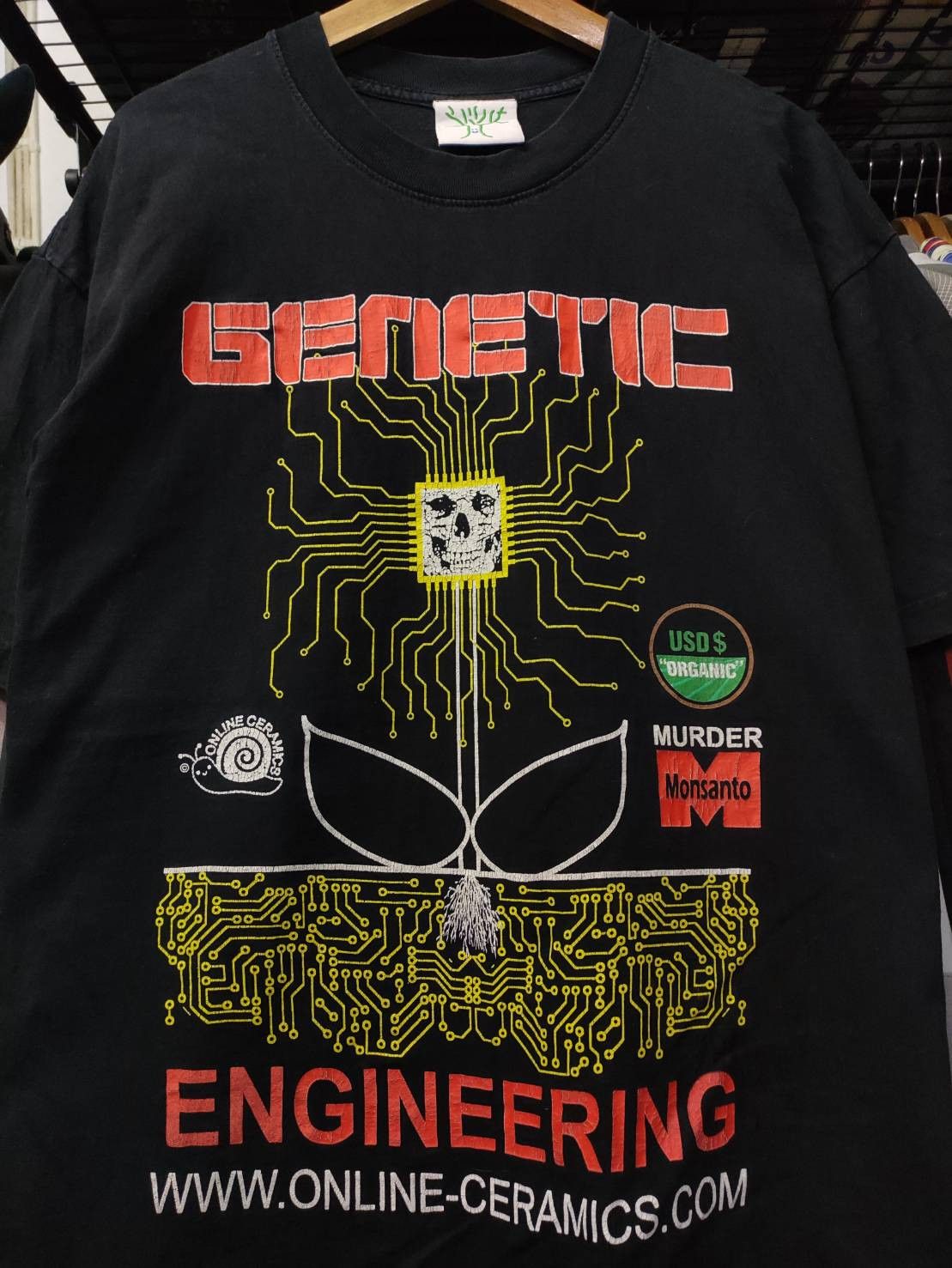 Online Ceramics Online Ceramics Genetic Engineering GMO Black T-Shirt Size US L / EU 52-54 / 3 - 1 Thumbnail