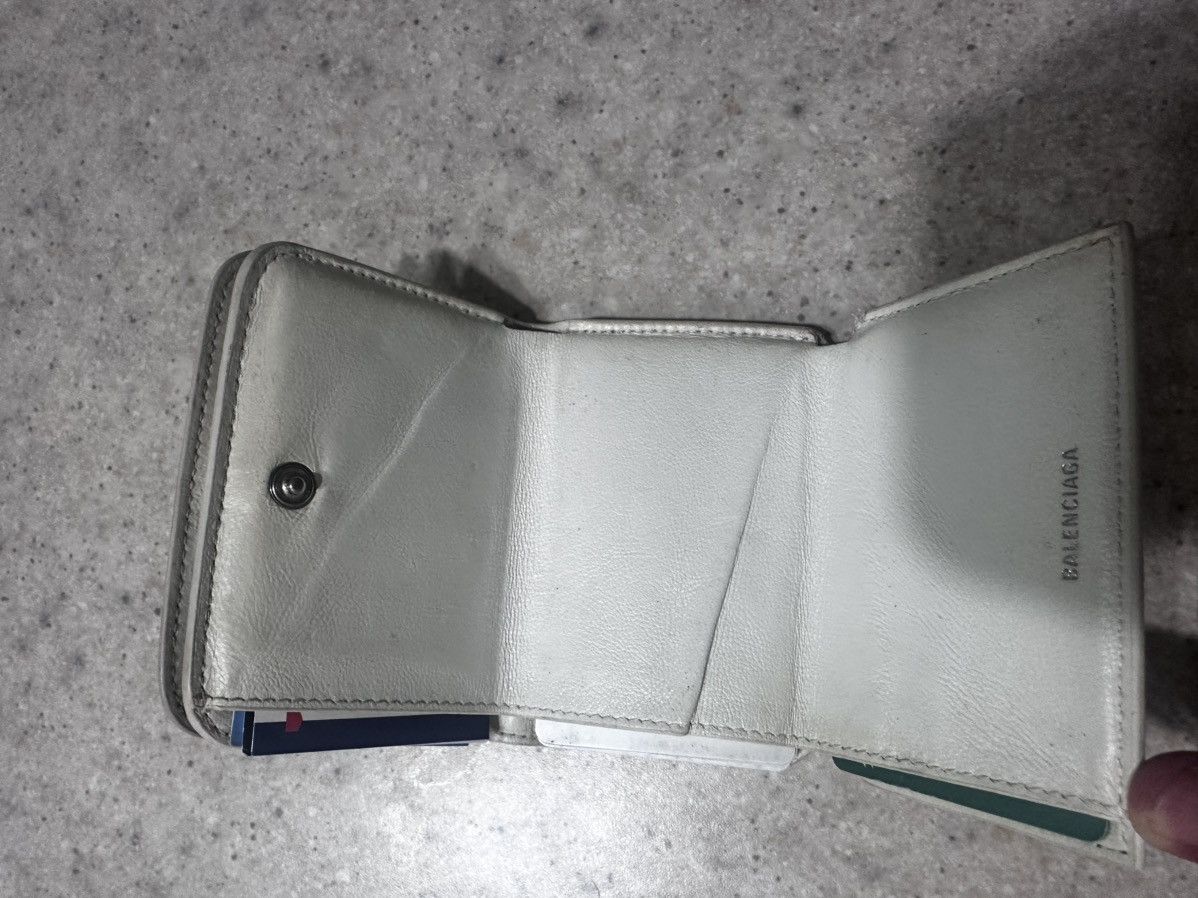 Balenciaga Balenciaga White tri fold multi pocket wallet Size ONE SIZE - 5 Thumbnail