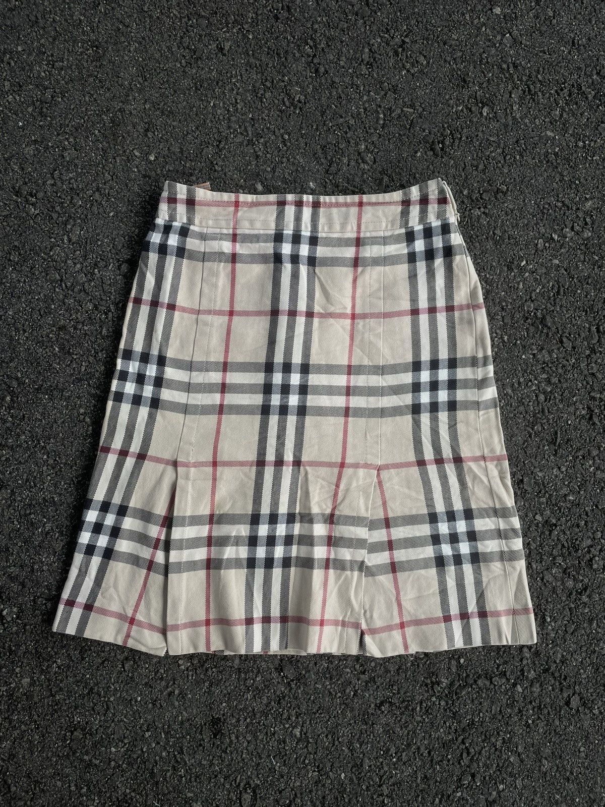 Burberry Burberry Nova Check Skirt Size 24" / US 00 / IT 34 - 1 Thumbnail