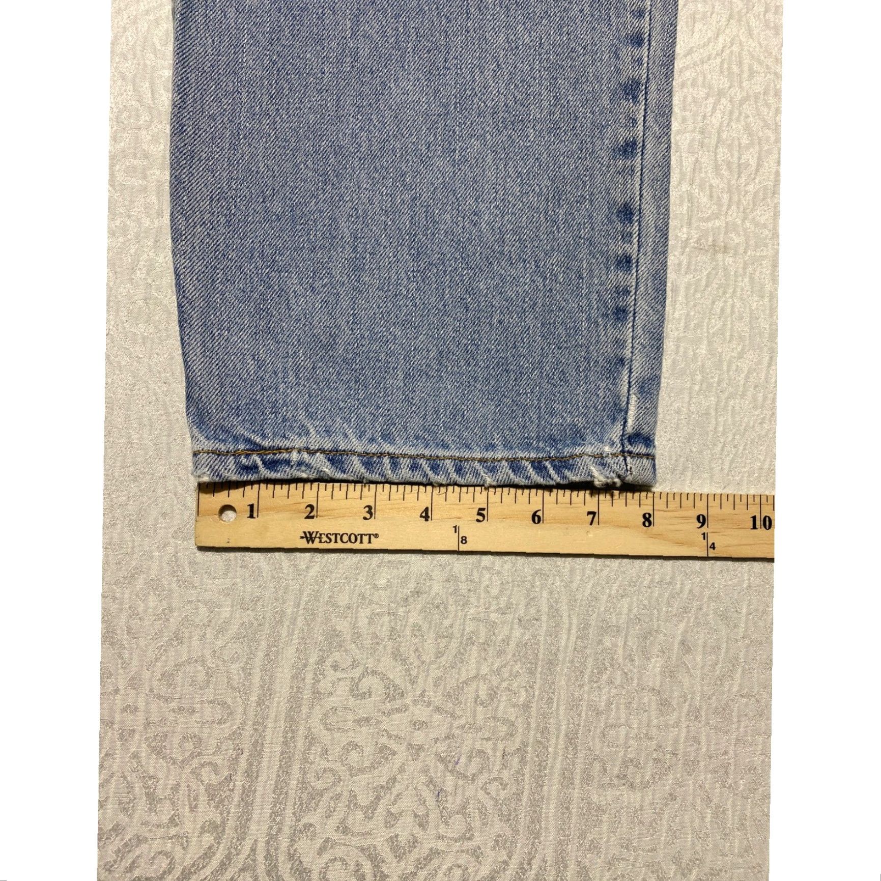 Levi's Levi's 550 Jeans Mens 34×30 Blue Denim Relaxed Fit Light Vintage 90s Straight Jeans Mens W34 L30 Clothing Size US 34 / EU 50 - 8 Thumbnail