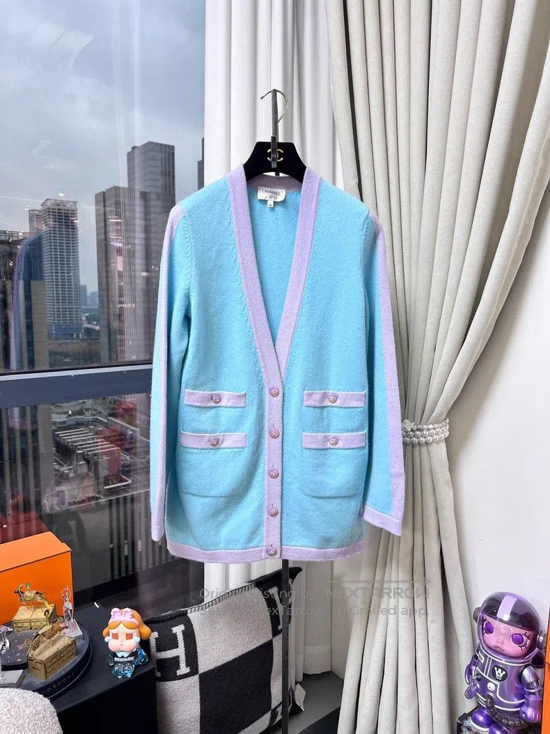 Chanel Chanel 24C early spring vacation blue light purple rolled Size XS / US 0-2 / IT 36-38 - 1 Thumbnail