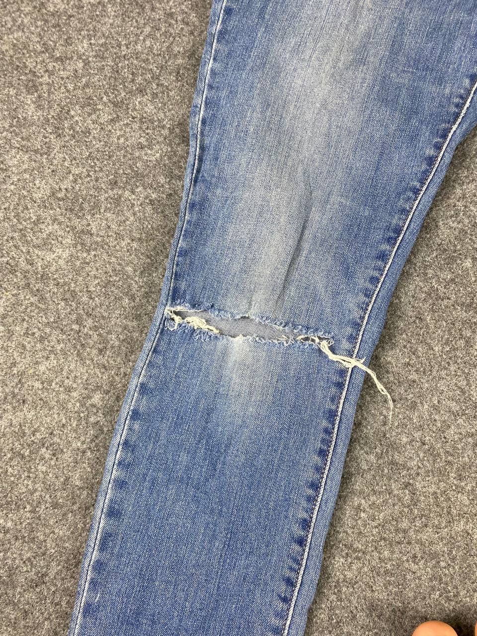 Levi's levis 711 skinny distressed denim nice design Size 35" - 9 Thumbnail