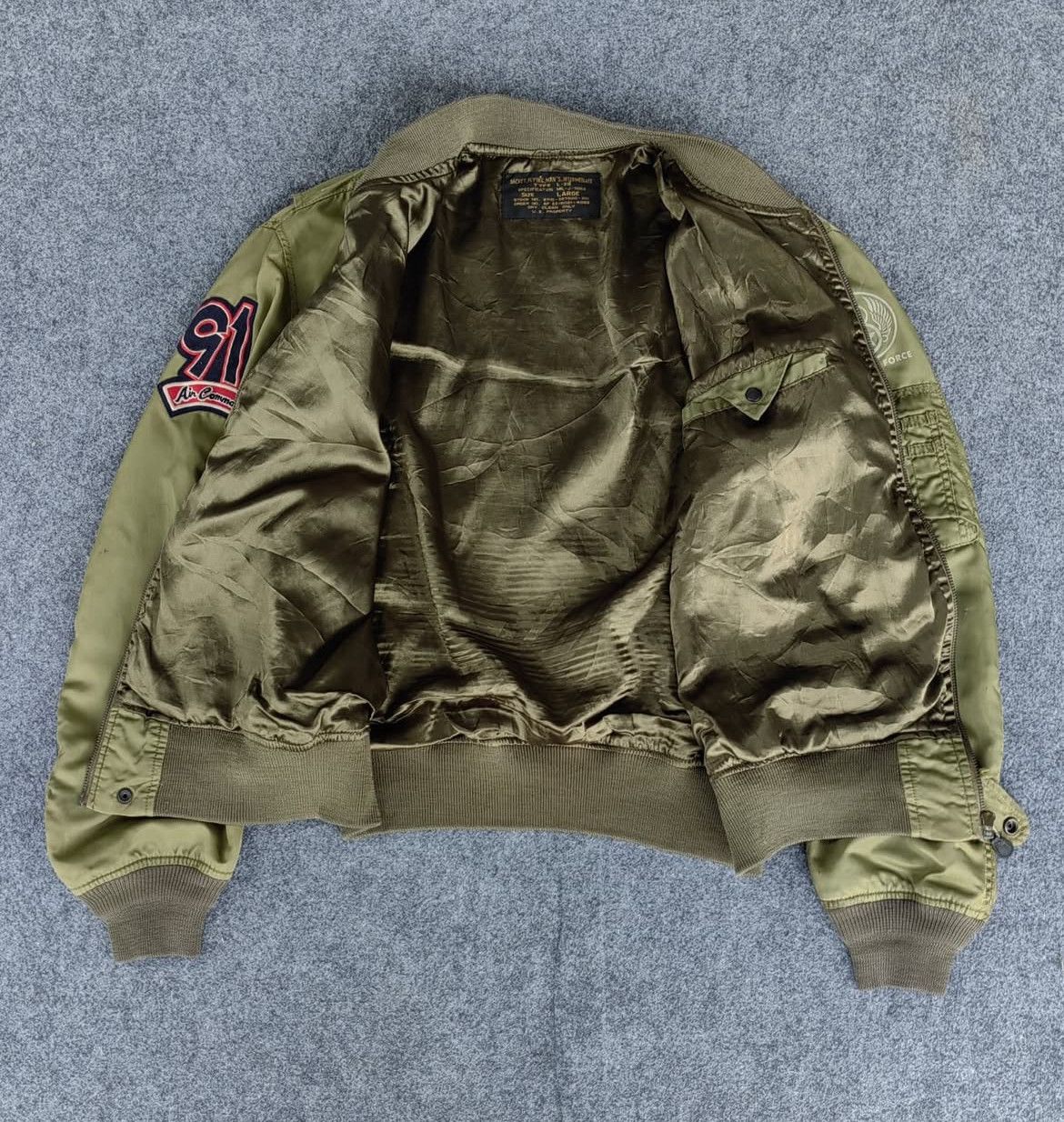 Tedman 2000s Tedman USA Airman Airforce L2B Military Bomber Jacket Size US L / EU 52-54 / 3 - 6 Thumbnail