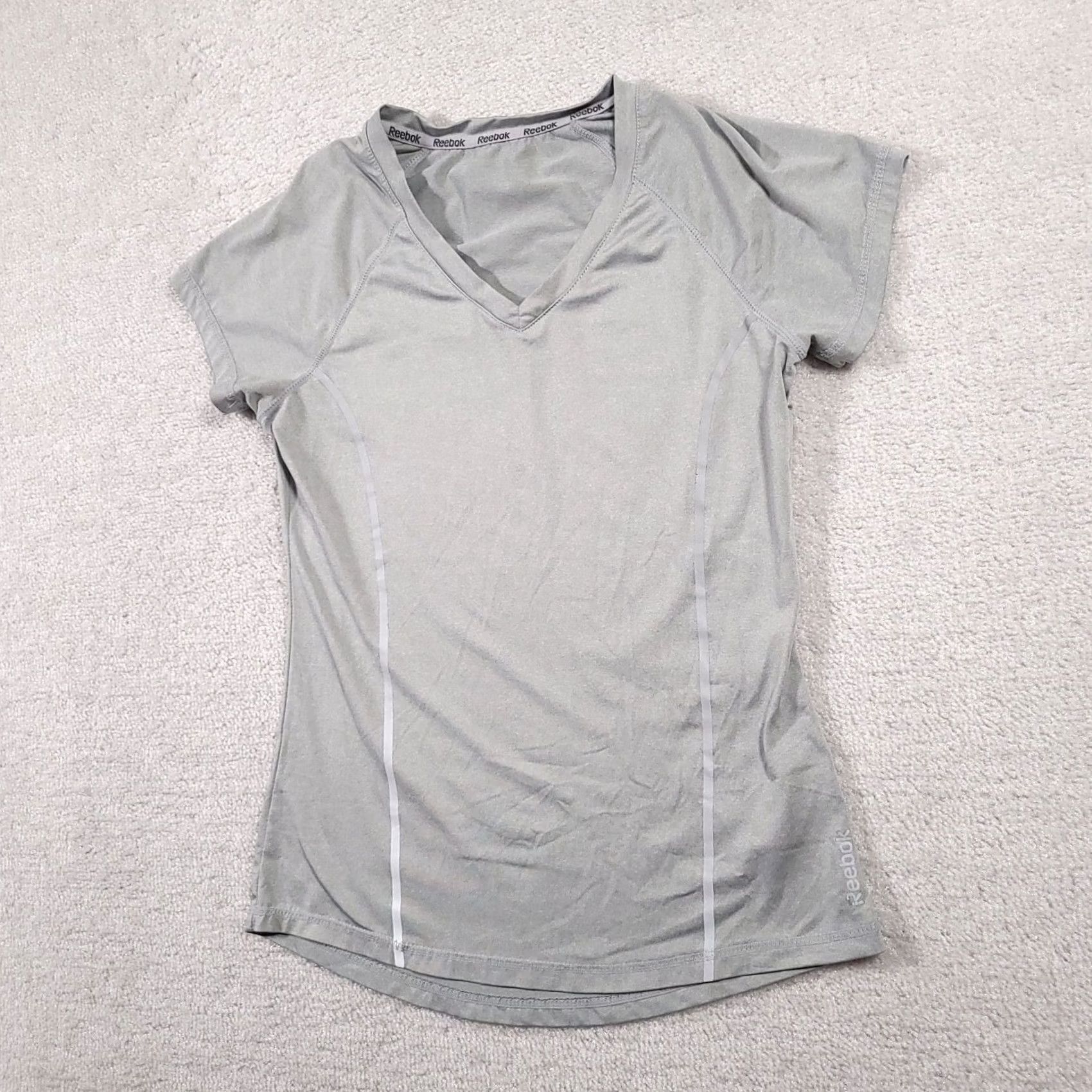 Reebok Reebok Shirt XS Gray Active Wear Running Reflective Short Sleeve Tee Women's Size XS / US 0-2 / IT 36-38 - 2 Thumbnail