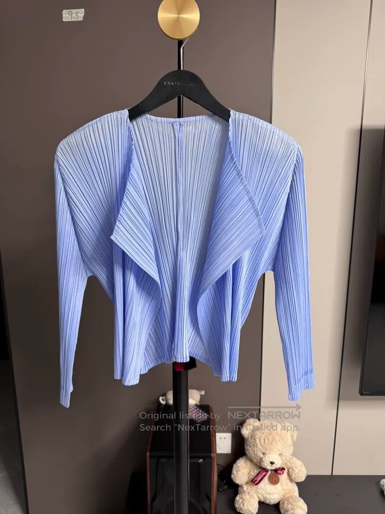 Issey Miyake Issey Miyake Annual Ring Water Ripple Top in Peacock Blue Size L / US 10 / IT 46 - 1 Thumbnail