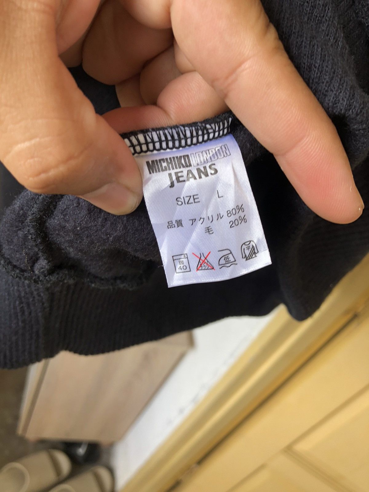 Michiko Koshino London Vintage 90s Michiko London Jeans Embroidery Logo Sweatshirt Size US L / EU 52-54 / 3 - 15 Thumbnail
