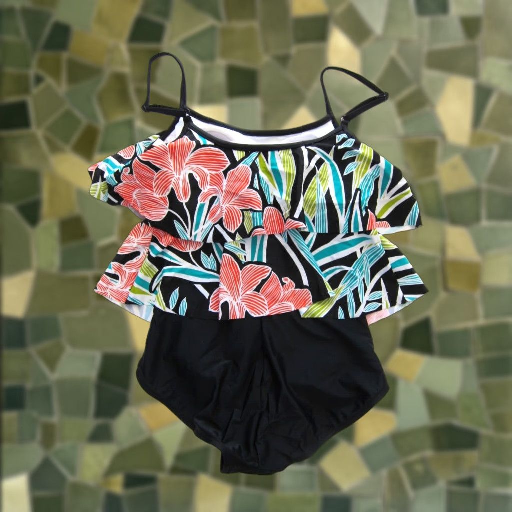 Vintage VINTAGE Rose Marie Reid Black Green Red Floral Slim Built In Bra One Piece Swimsuit 10 Size ONE SIZE - 1 Thumbnail