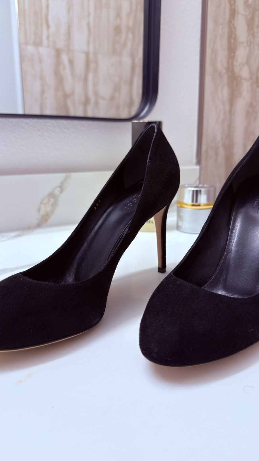 Gucci Suede Round Toe Pumps Size US 9 / IT 39 - 4 Thumbnail