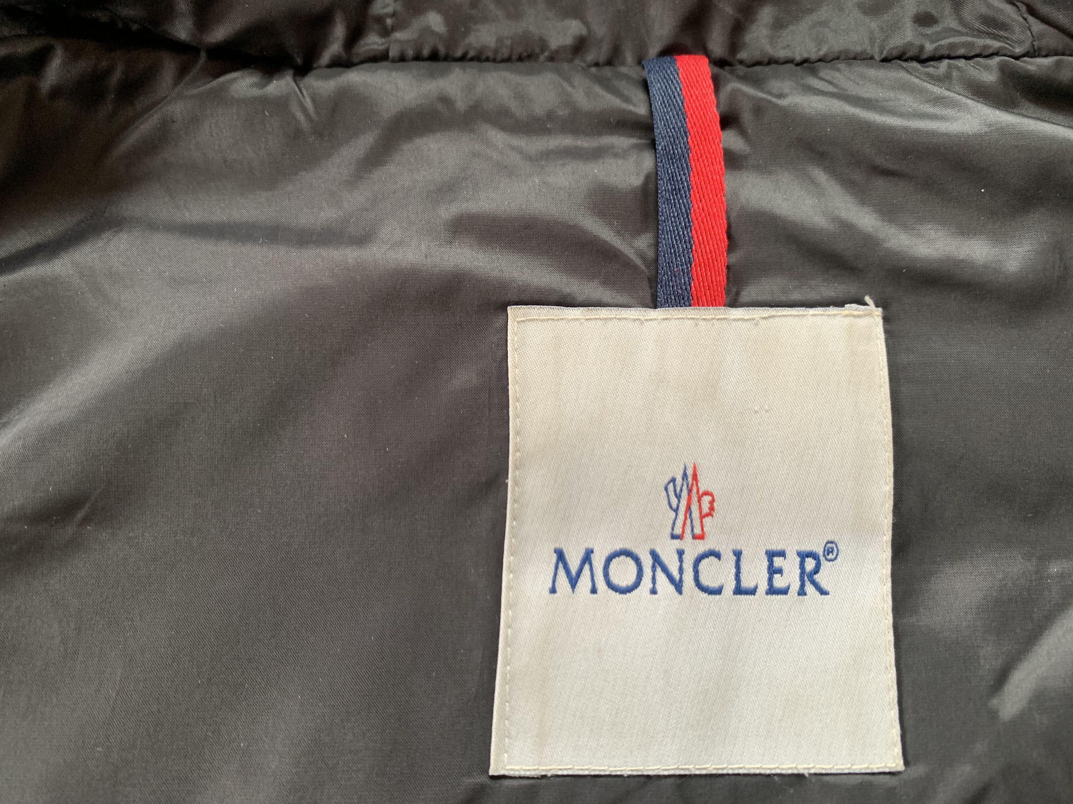 Moncler Womens Moncler Down Hooded Puffer Vest Size XXS / US 00 / IT 34 - 12 Thumbnail