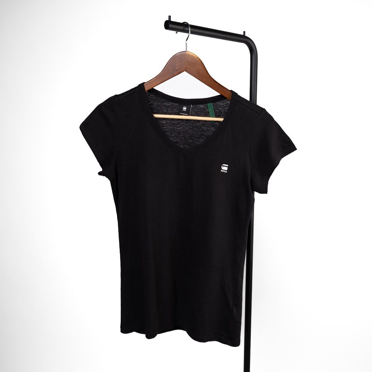 G-Star G-Star Womens Eyben Slim V-Neck T-Shirt Black Logo Basic Size S / US 4 / IT 40 - 1 Thumbnail
