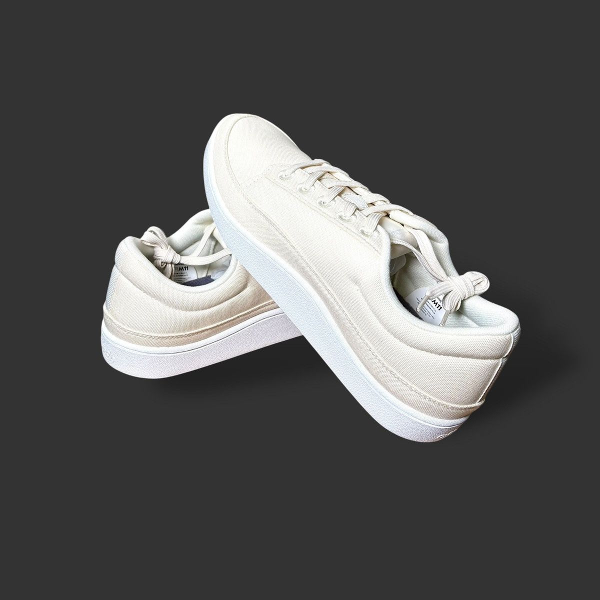 Allbirds Allbirds Men’s Natural White Canvas Pacer Sneakers Sz 11 Size US 11 / EU 44 - 7 Thumbnail