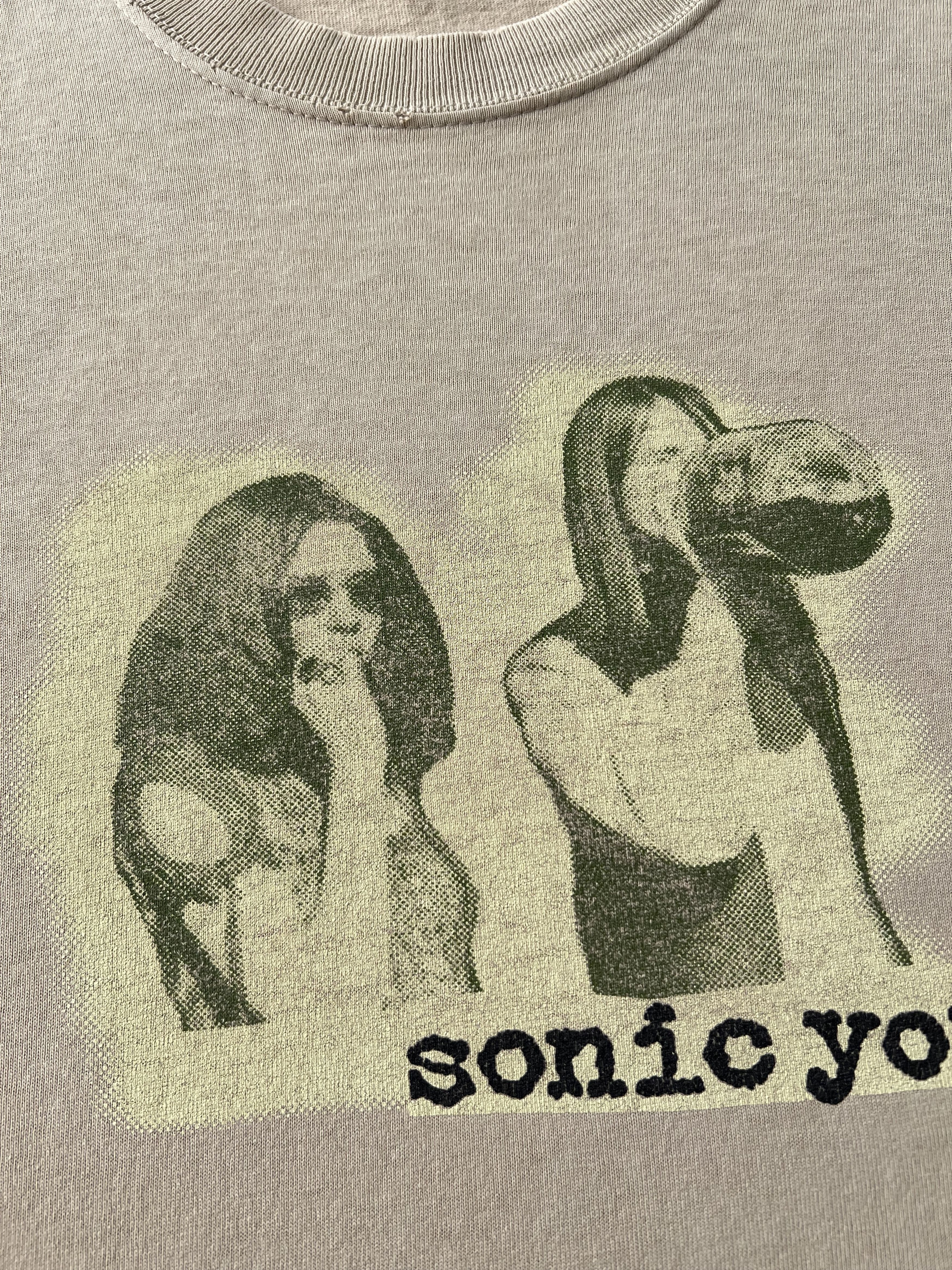 Band Tees Vintage 2001 Sonic Youth One Vote Japan Tour T-shirt Size US L / EU 52-54 / 3 - 4 Thumbnail