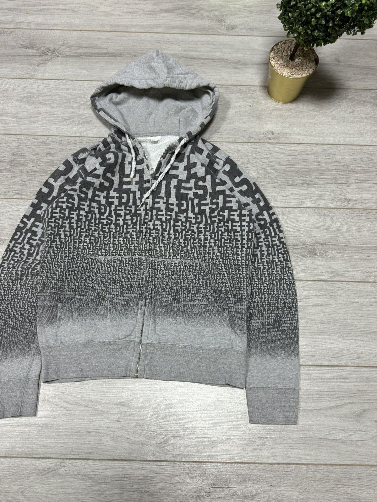 Diesel Diesel vintage monogram all over print letters zip hoodie Size US XL / EU 56 / 4 - 4 Thumbnail
