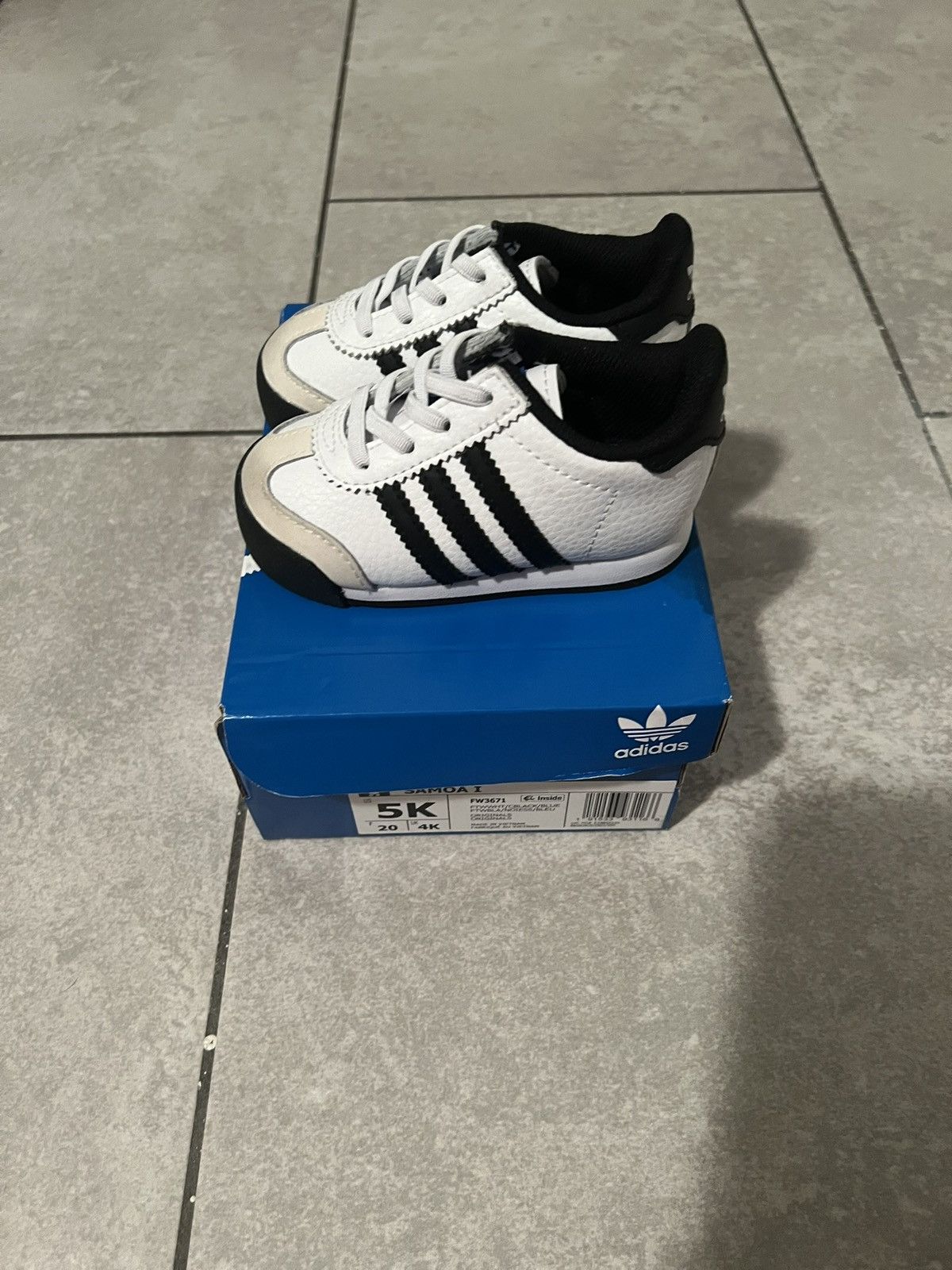 Adidas Adidas Toddler Samoa I ‘Cloud White/Core Black/Blue’ Size 5K Size US 5 / EU 37 - 3 Thumbnail
