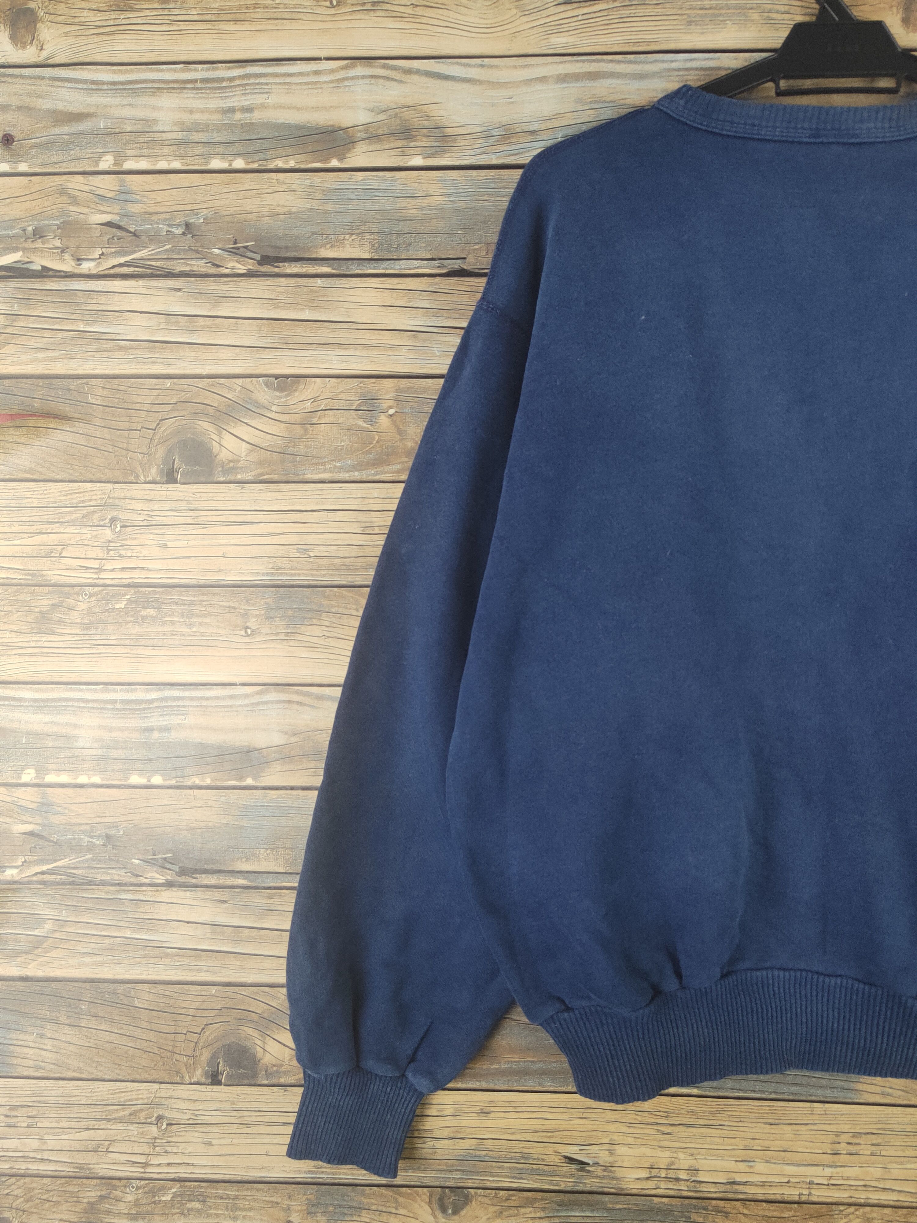 Vintage DL Waves Blue Canada vintage Sweatshirts #46-033 Size US M / EU 48-50 / 2 - 10 Thumbnail