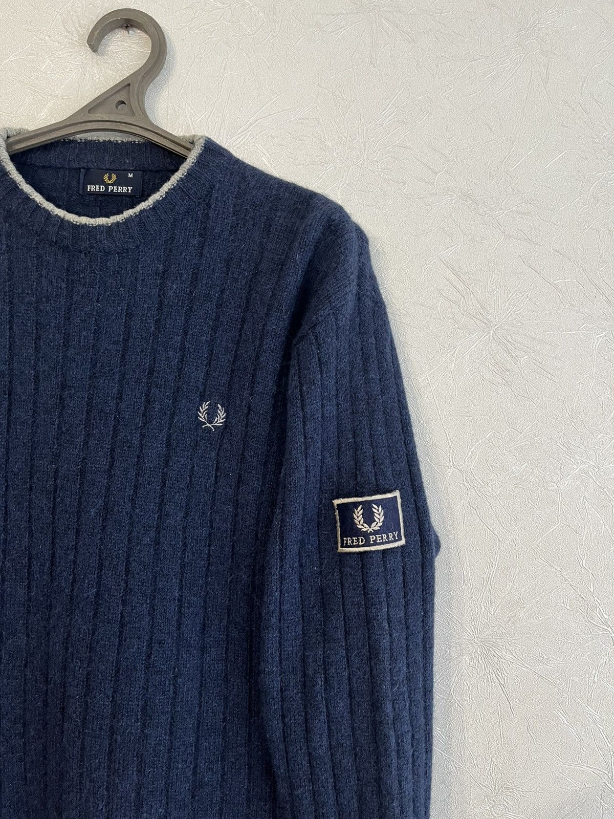 Fred Perry Vintage Fred Perry 100% Wool Navy Men Jumper Pullover Size M Size US M / EU 48-50 / 2 - 2 Thumbnail