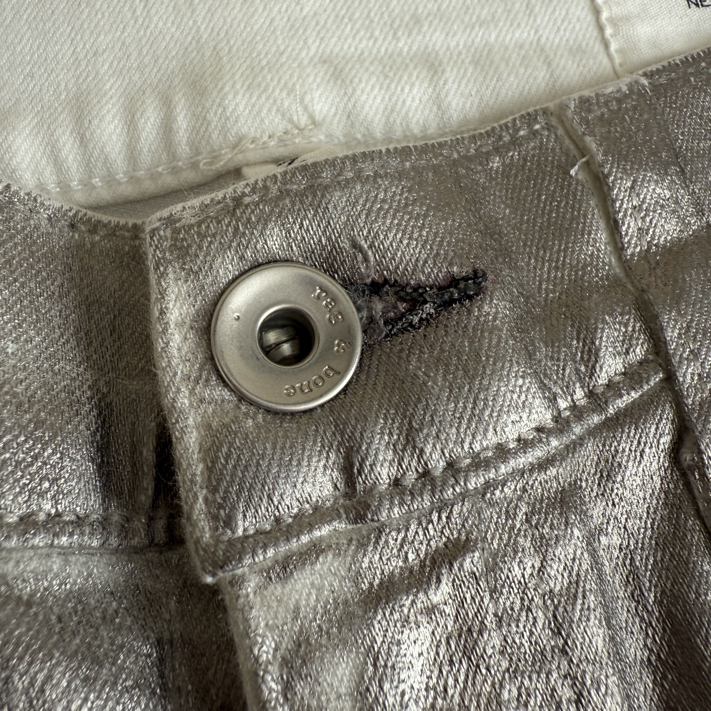 Rag & Bone Rag & Bone Metallic Silver Skinny Jeans (26) Asymmetric Size 26" / US 2 / IT 38 - 6 Thumbnail