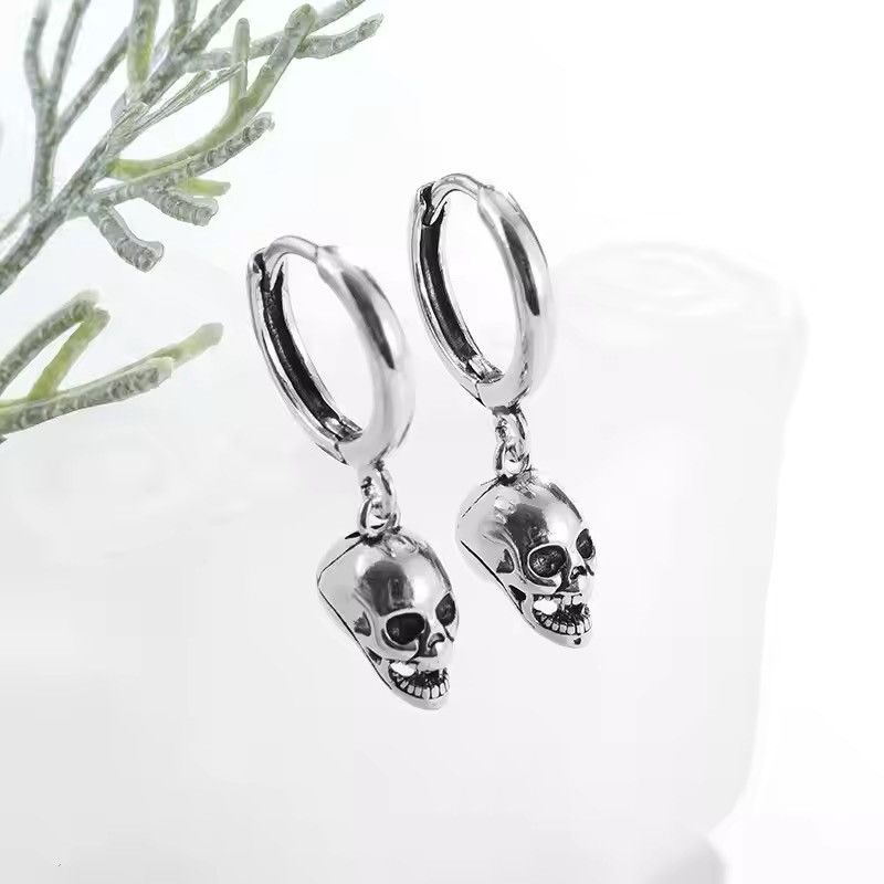Jewelry × Vintage Vintage Goth Head Skull Earring Size ONE SIZE - 1 Thumbnail