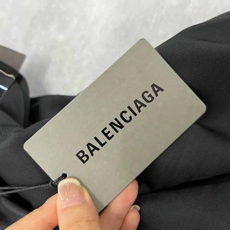 Balenciaga Balenciaga size 46 Black Pleated Pants Size US 30 / EU 46 - 5 Thumbnail