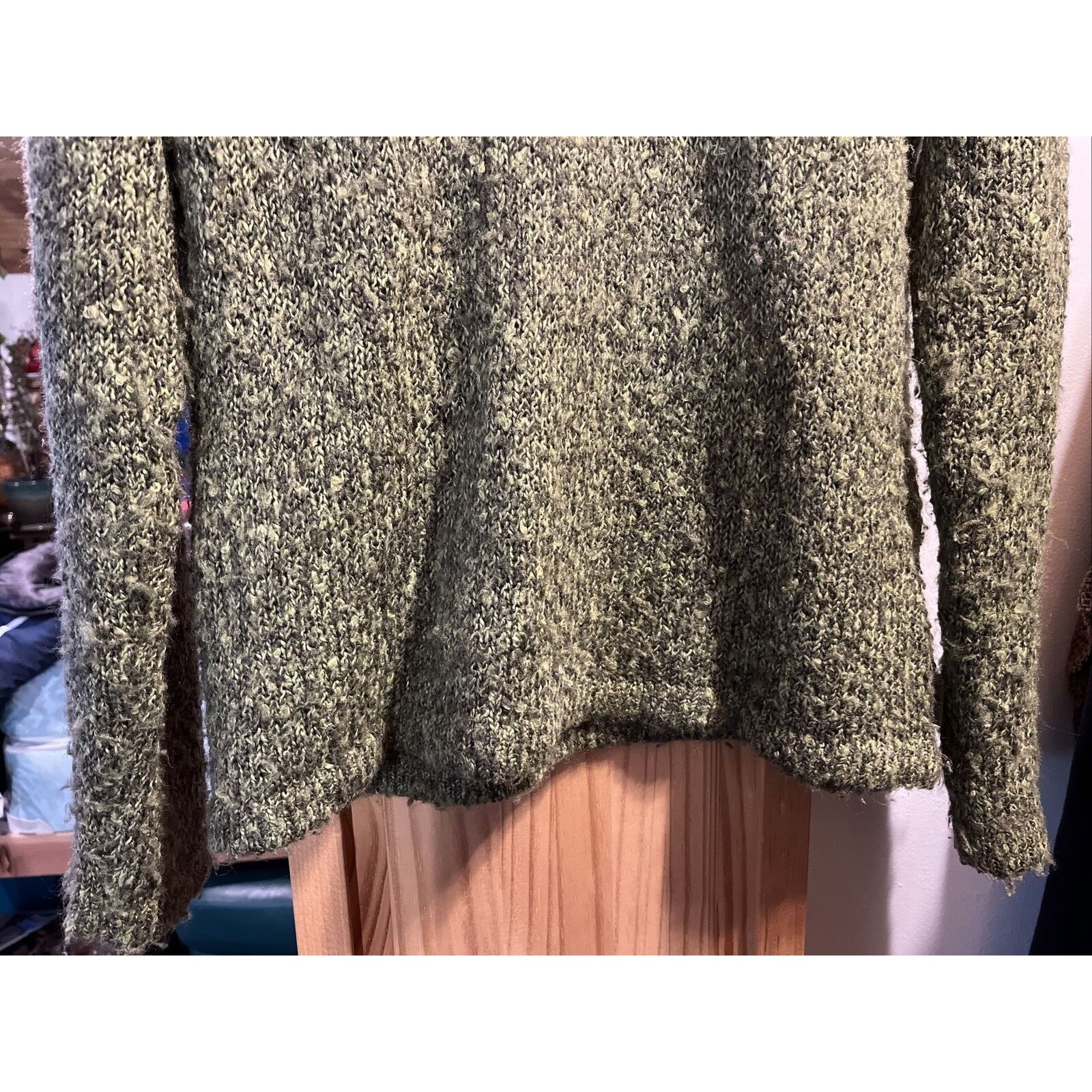 Woolrich Woolen Mills Woolrich VTG Women’s M Olive Green Wool Ramie Blend Sweater Size M / US 6-8 / IT 42-44 - 7 Thumbnail