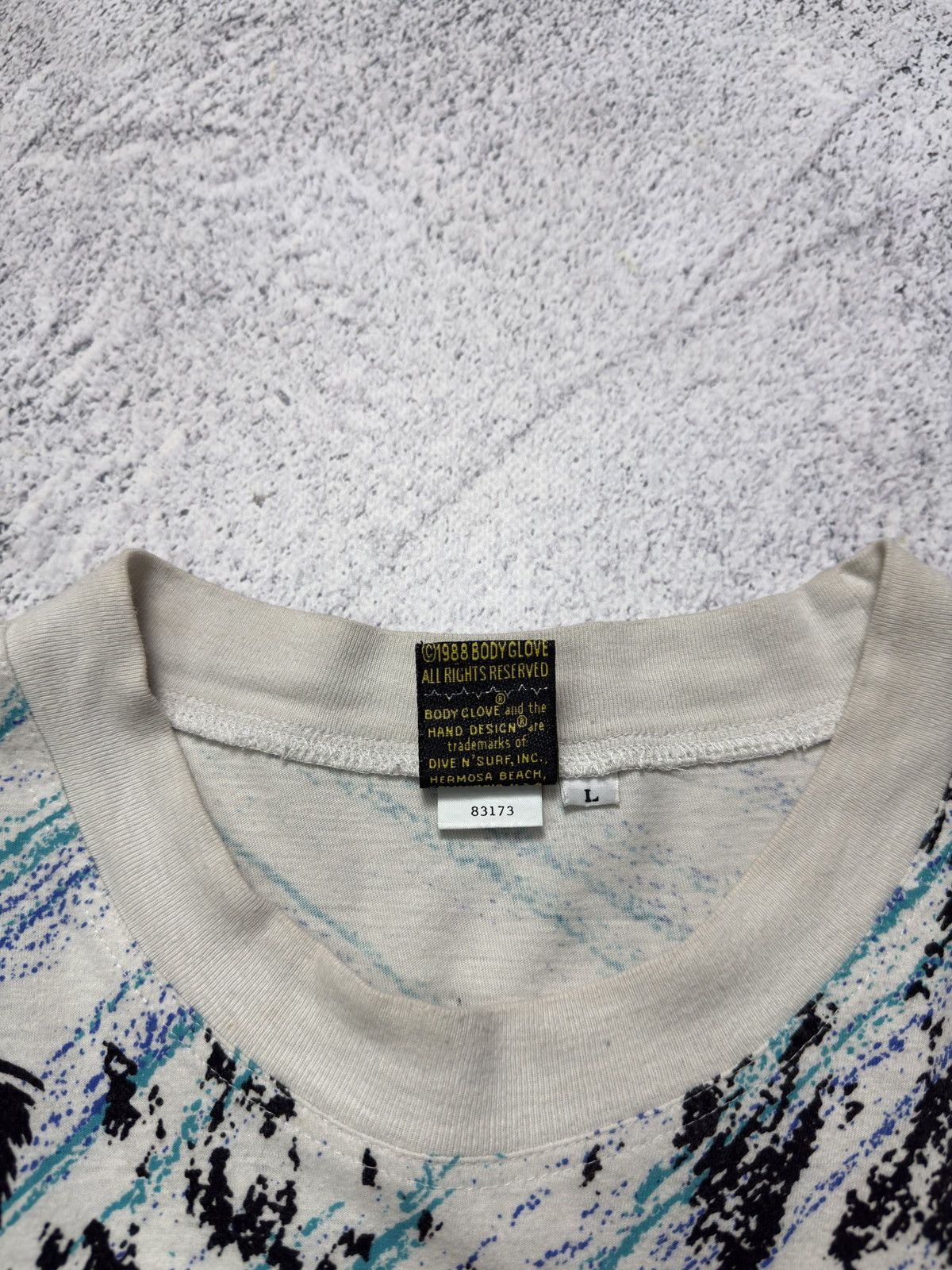 Body Glove VTG 1989 Body Glove All Over Print Single Stitch Surfing Tee Size US L / EU 52-54 / 3 - 10 Thumbnail