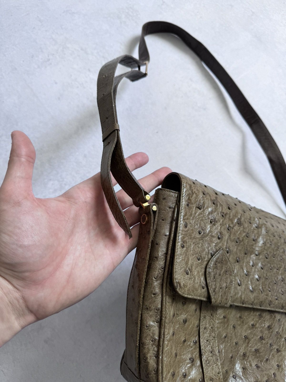 Other Vintage Botique 90’s Ostrich Skin Unisex Shoulder Bag Size ONE SIZE - 4 Thumbnail
